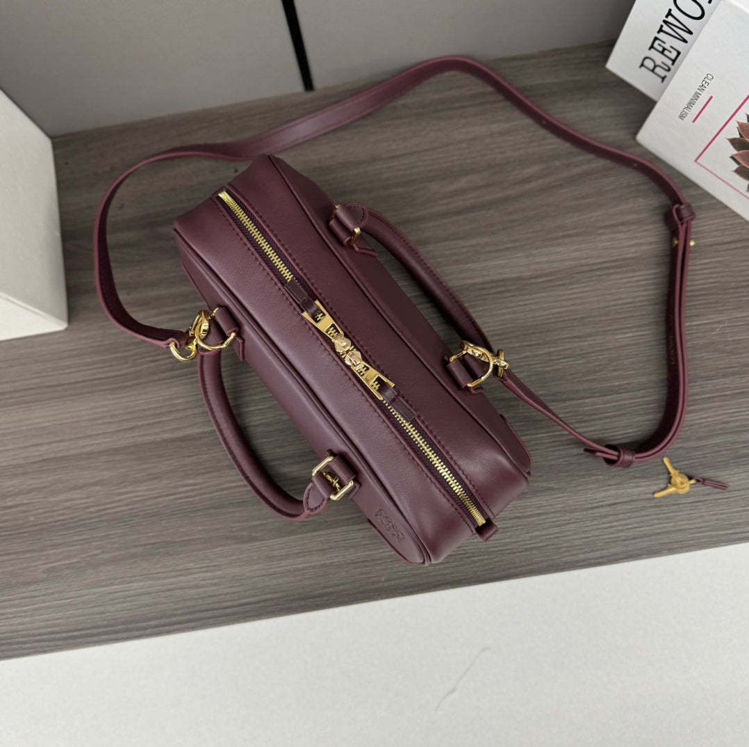 AMAZONA 23 CROPPED BAG IN SANGRIA PURPLE SOFT GRAINED CALFSKIN mysite