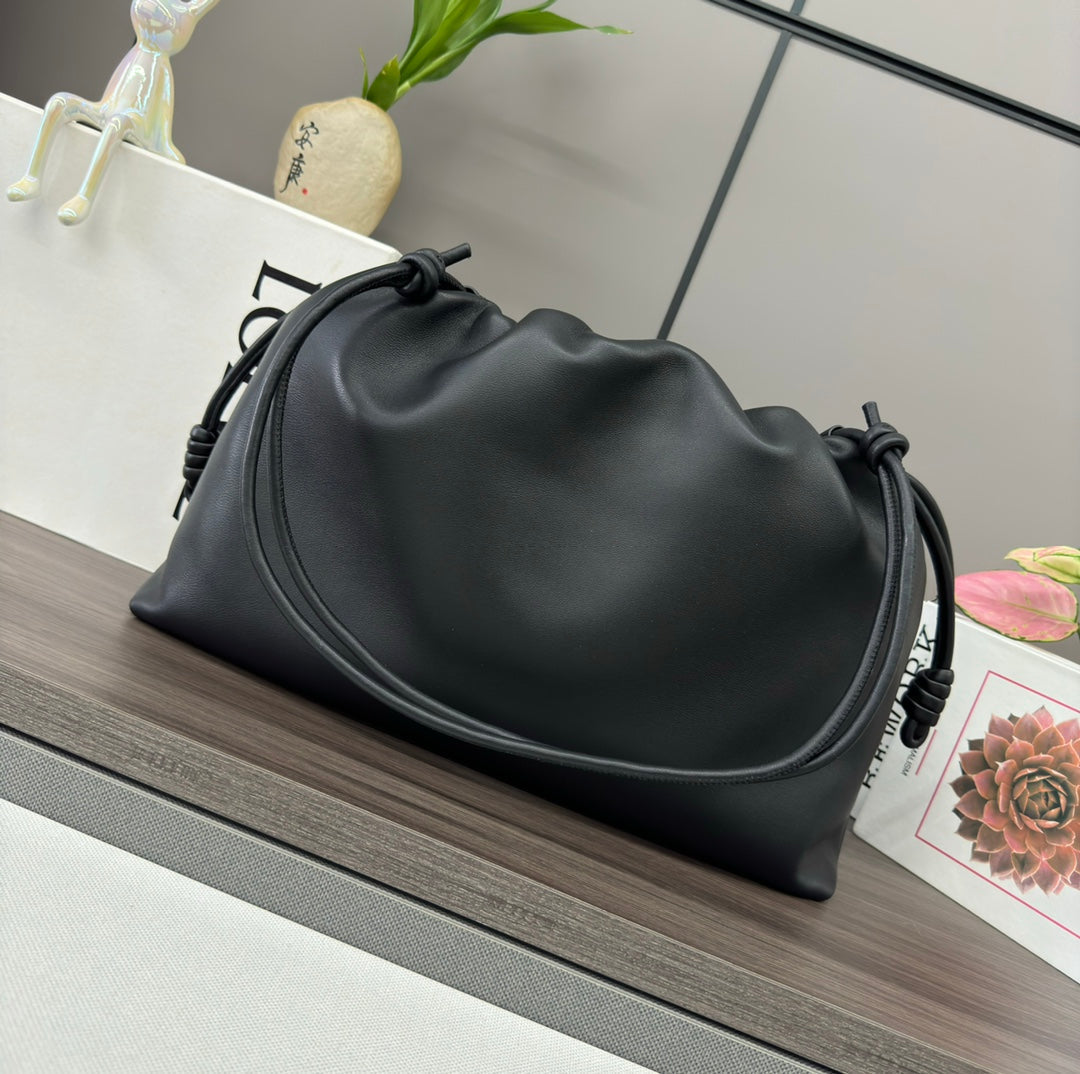LOE LARGE 41 FLAMENCO PURSE BUCKET IN BLACK LAMBSKIN mysite