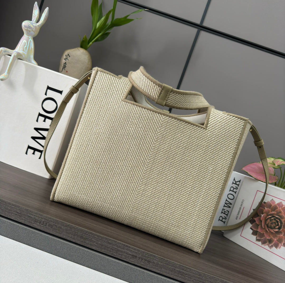 LARGE 30 LOEWE FONT TOTE IN ECRU JACQUARD CANVAS mysite