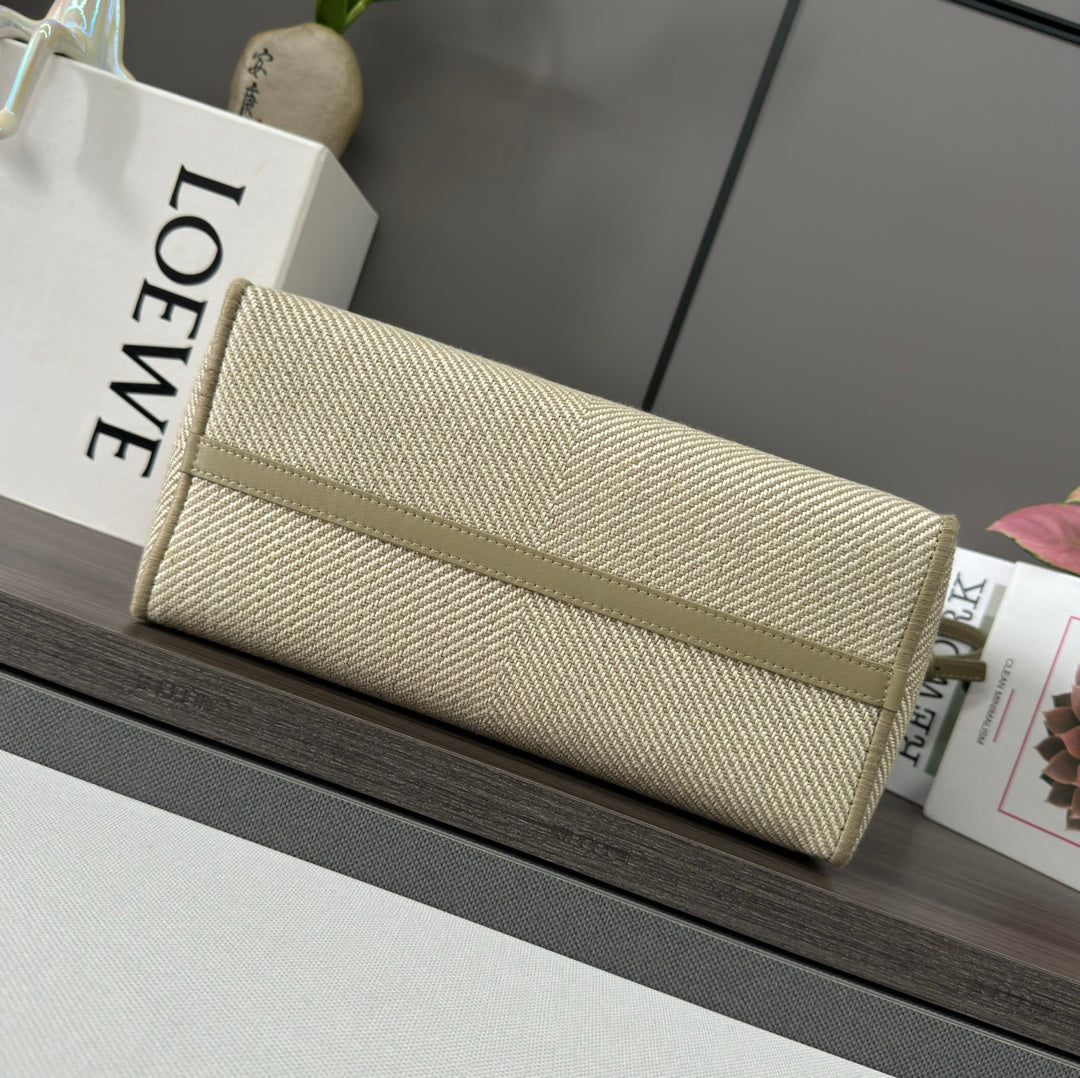 LARGE 30 LOEWE FONT TOTE IN ECRU JACQUARD CANVAS mysite