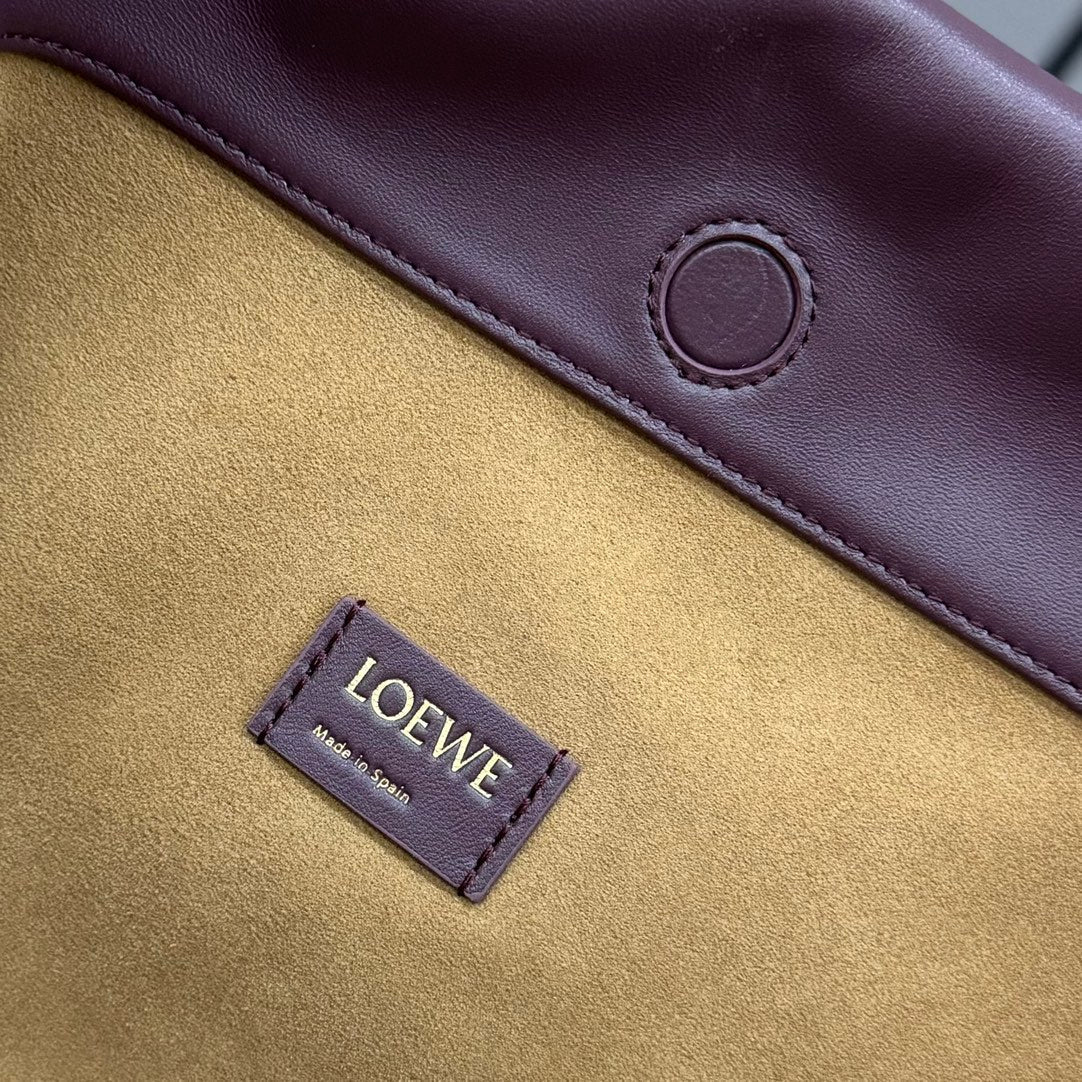 LOE LARGE 41 FLAMENCO PURSE BUCKET IN WINE PURPLE LAMBSKIN GOLD HARDWARE mysite