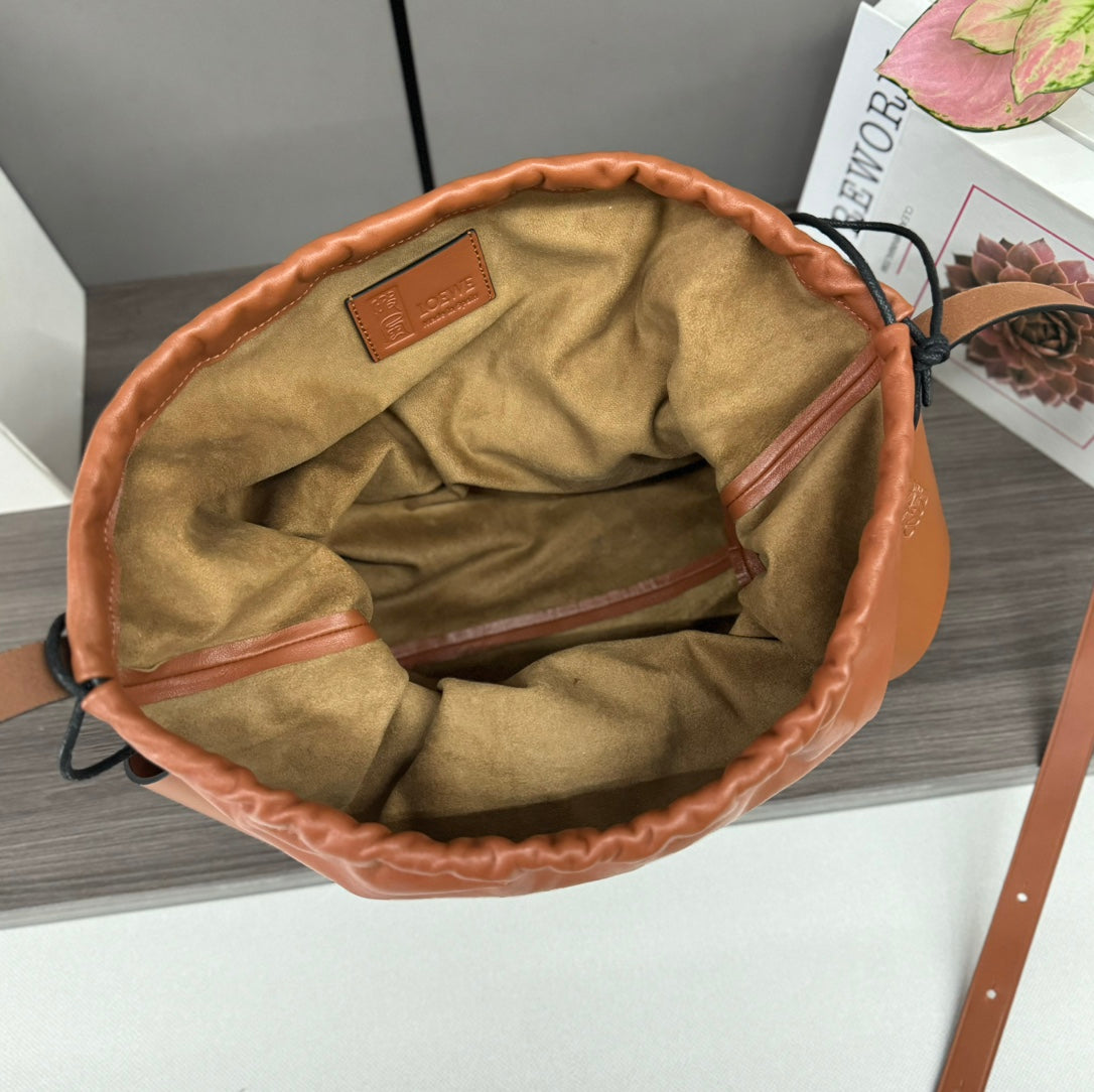 LOE INTERLACED HOBO 38 BAG IN BRONZE BROWN CALFSKIN mysite