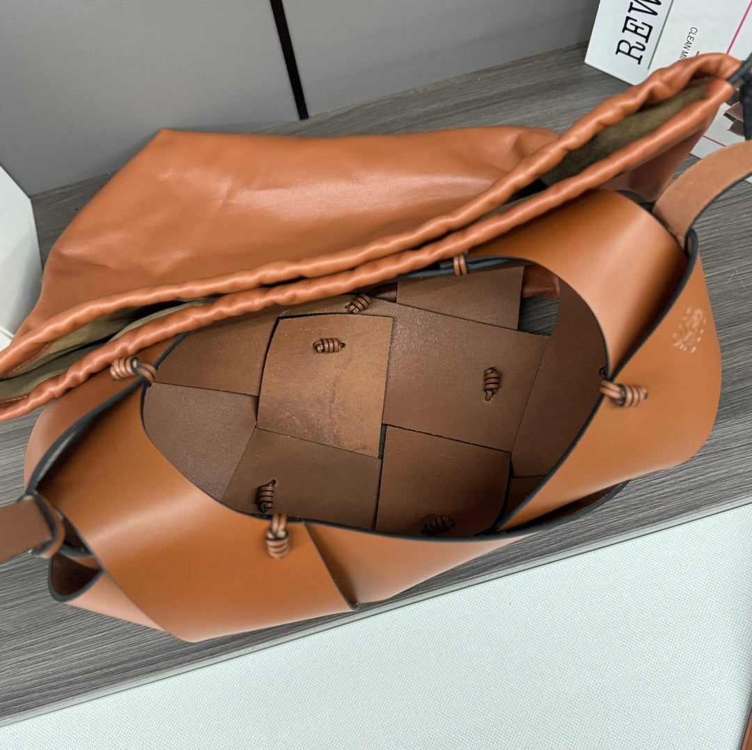 LOE INTERLACED HOBO 38 BAG IN BRONZE BROWN CALFSKIN mysite