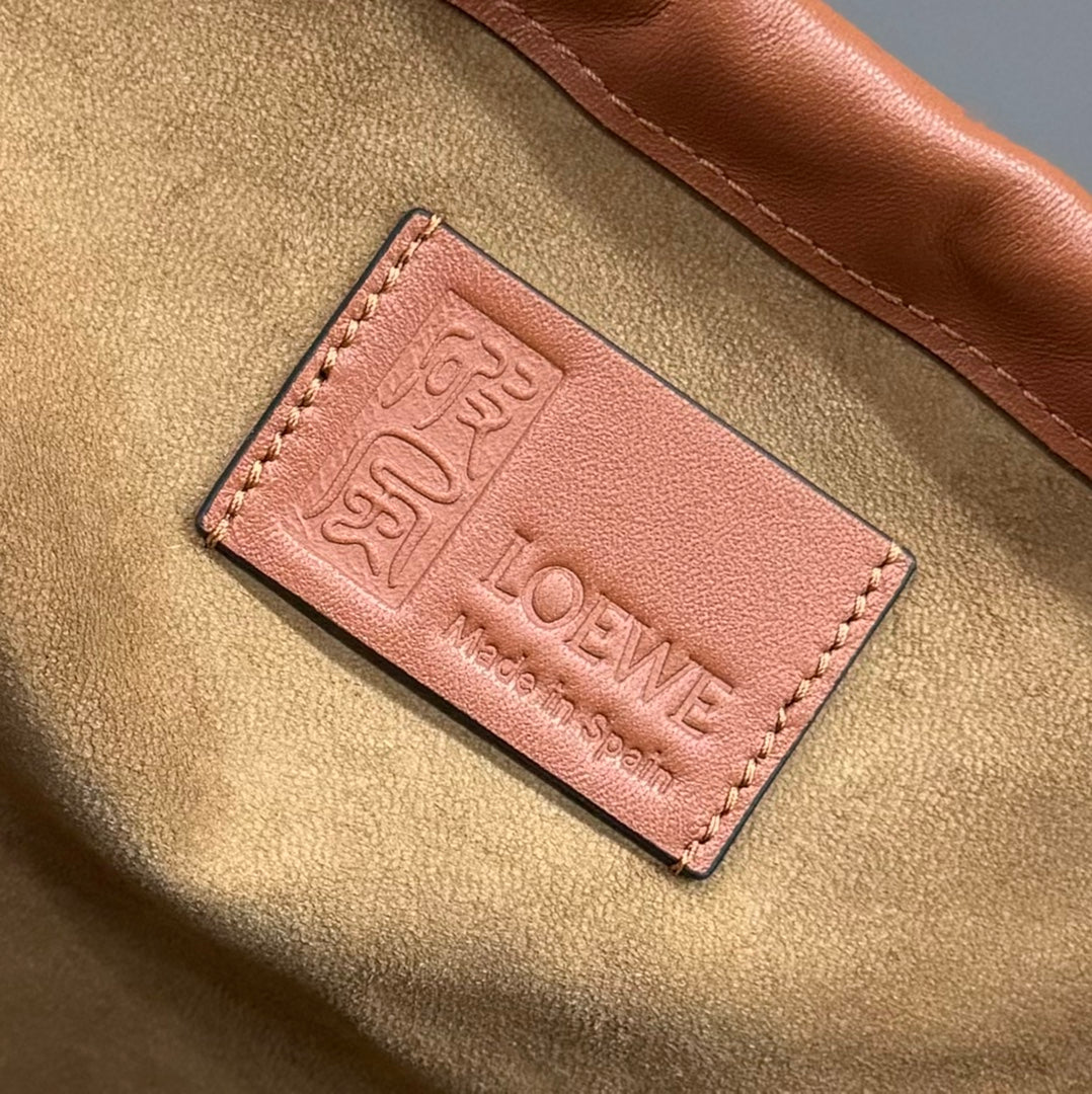 LOE INTERLACED HOBO 38 BAG IN BRONZE BROWN CALFSKIN mysite