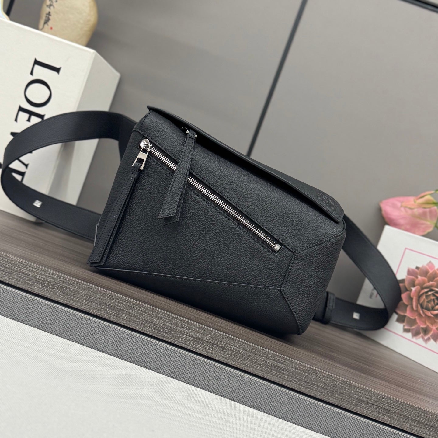 Loewe Puzzle Waist Bag 24 Black Cowhide mysite