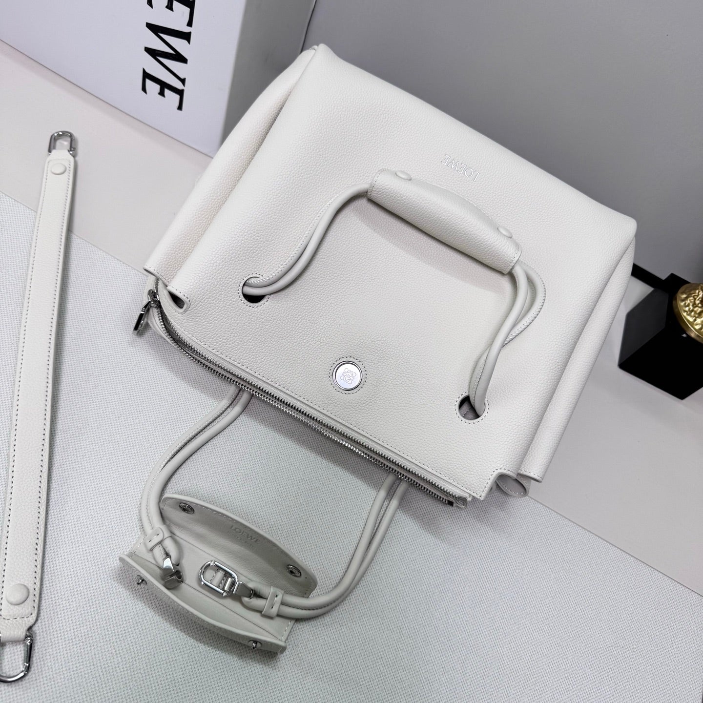 Loewe Madrid Bag 33cm White Grain Cowhide mysite