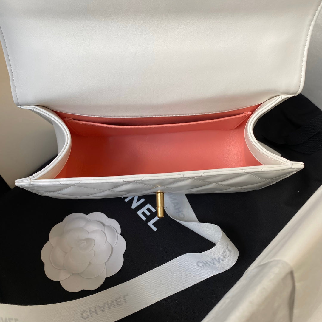 MINI FLAP BAG 19 IN WHITE CALFSKIN WITH DOUBLE GOLD BALL mysite