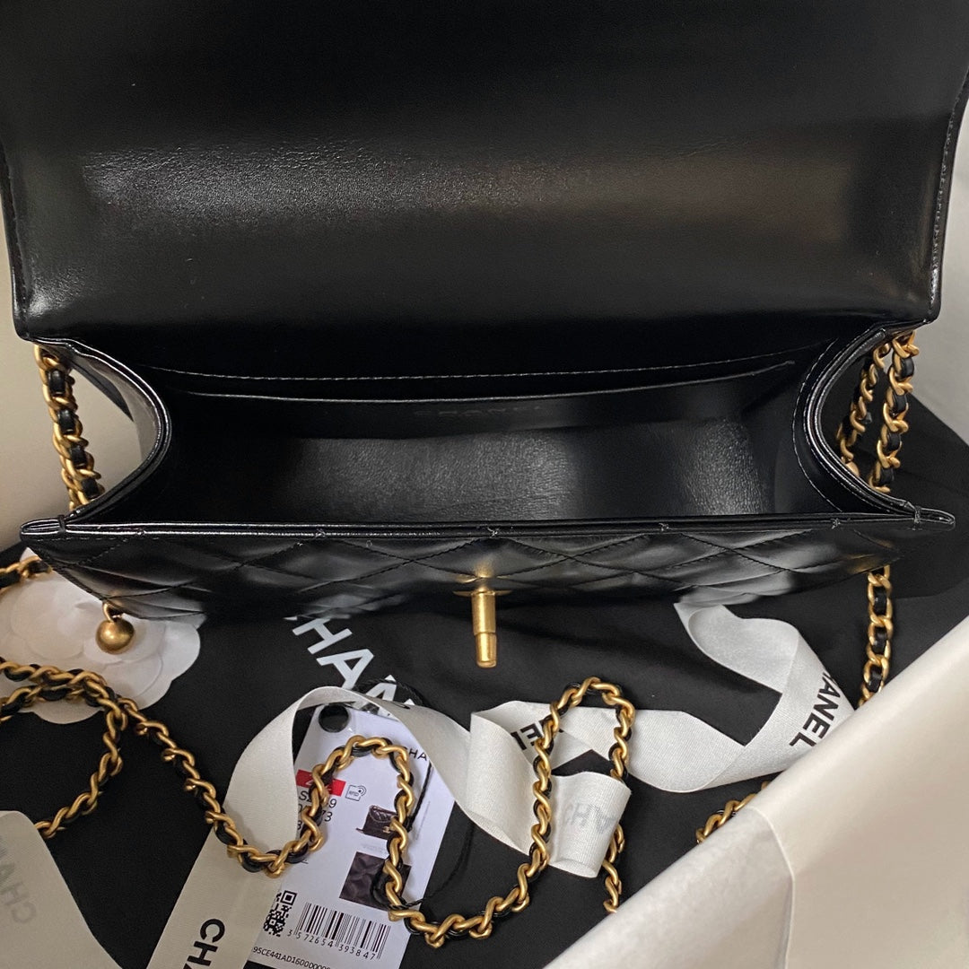 FLAP BAG 22 IN BLACK CALFSKIN WITH DOUBLE GOLD BALL mysite