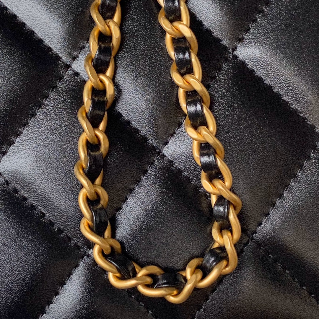 FLAP BAG 22 IN BLACK CALFSKIN WITH DOUBLE GOLD BALL mysite