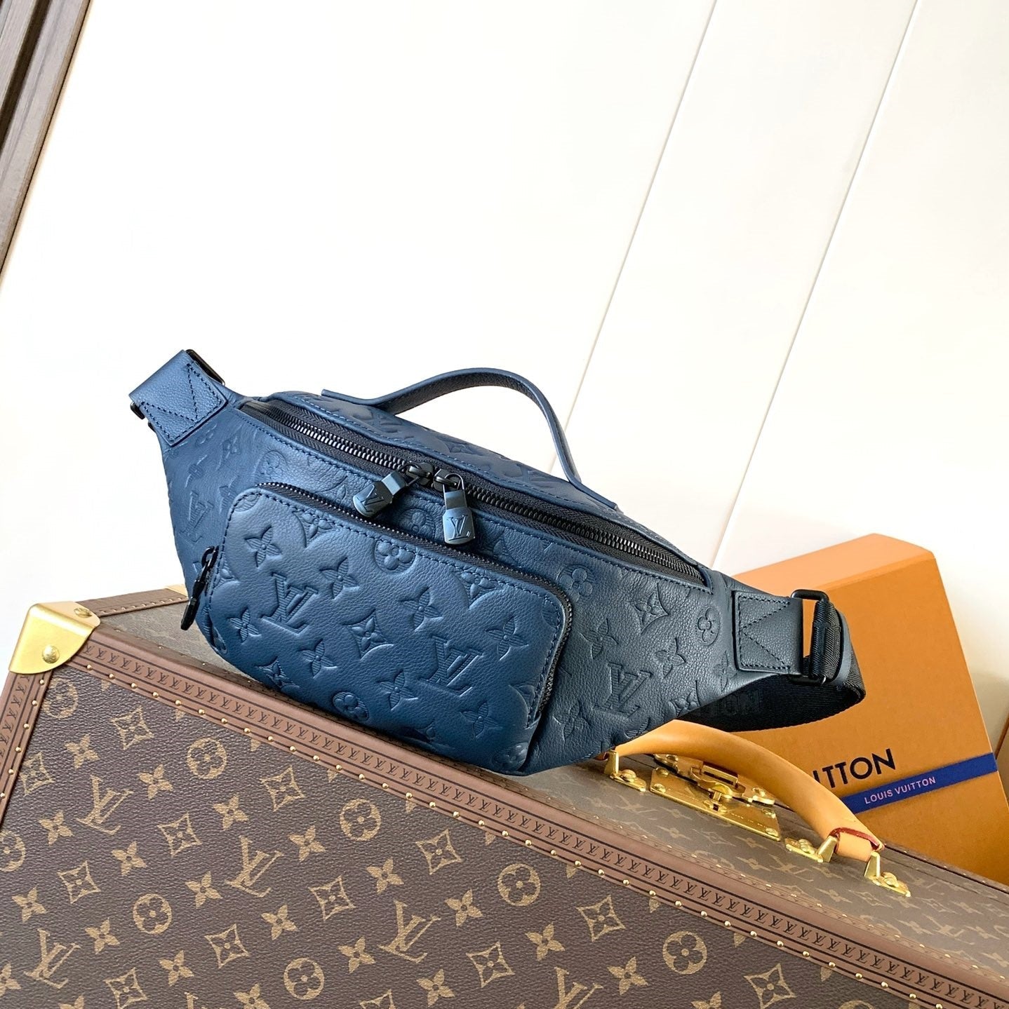 LV M14784 Rush Bumbag Dark Blue Monogram Shadow Calfskin mysite