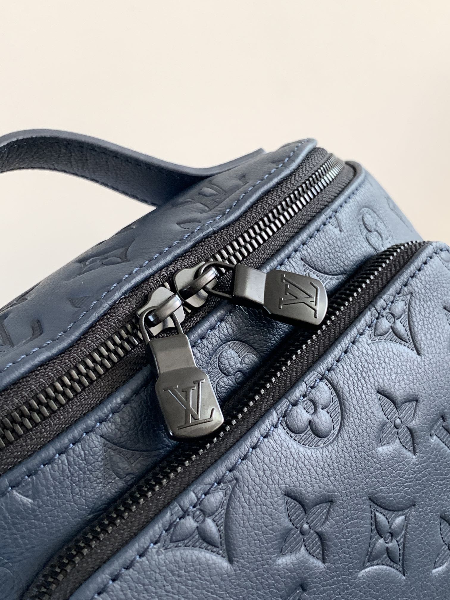 LV M14784 Rush Bumbag Dark Blue Monogram Shadow Calfskin mysite