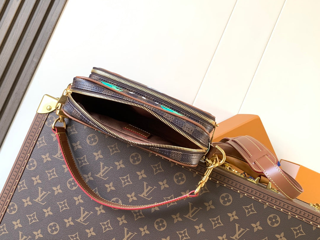 LV Nil Messenger Bag 25cm Brown Animal Printed Monogram Canvas mysite