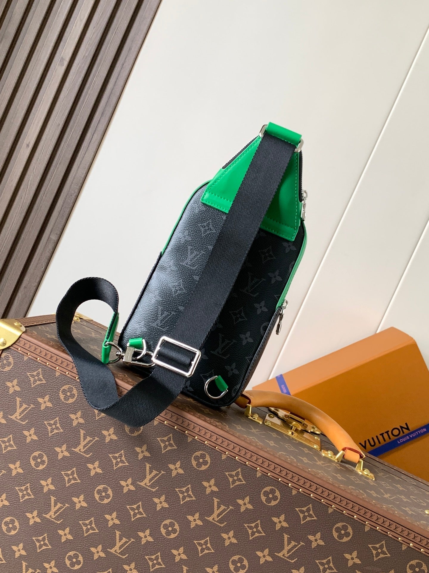 LV Mini Avenue Slingbag PM 12cm Black Bamboo Green Monogram Eclipse Canvas mysite