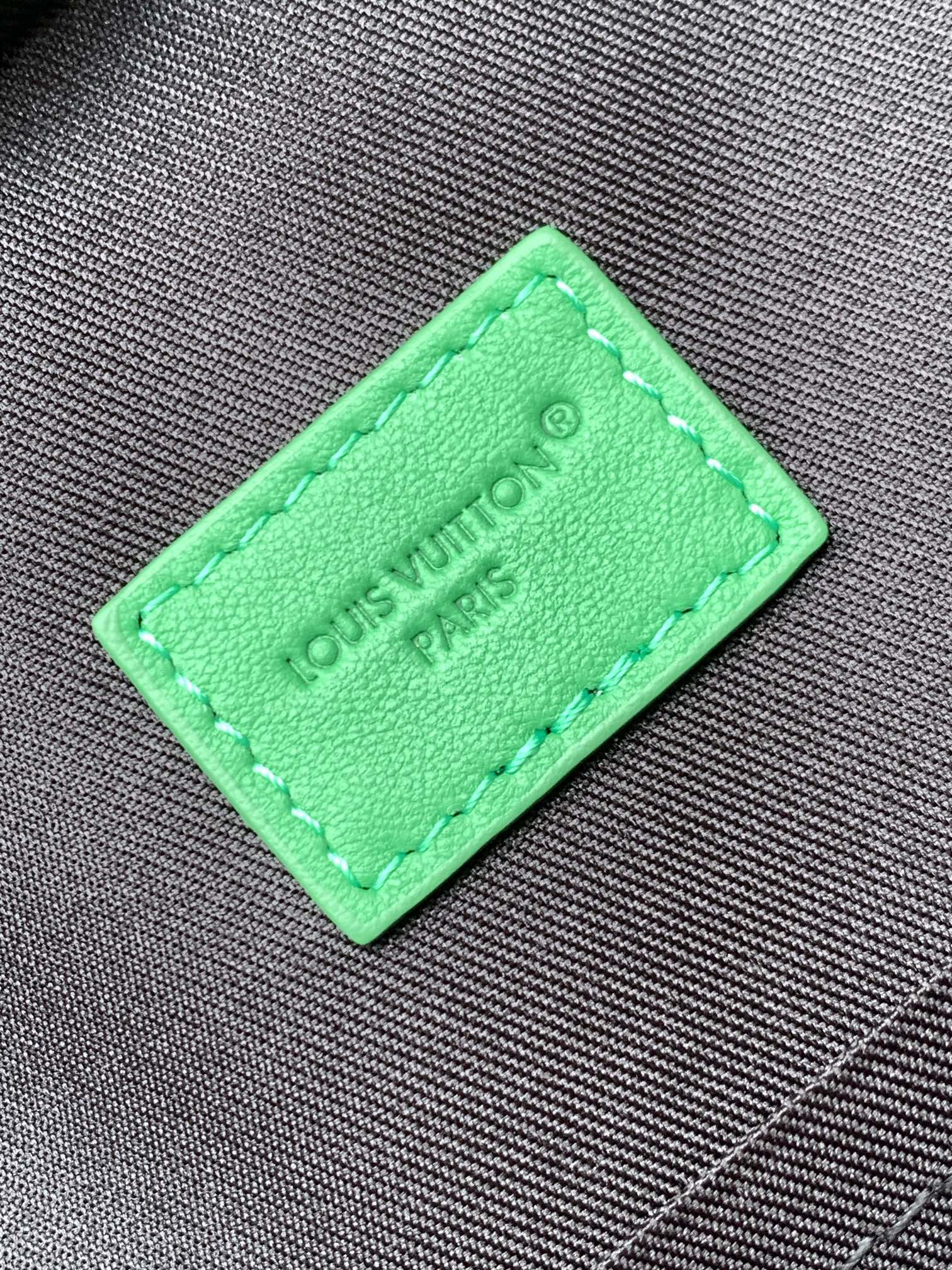 LV Mini Avenue Slingbag PM 12cm Black Bamboo Green Monogram Eclipse Canvas mysite