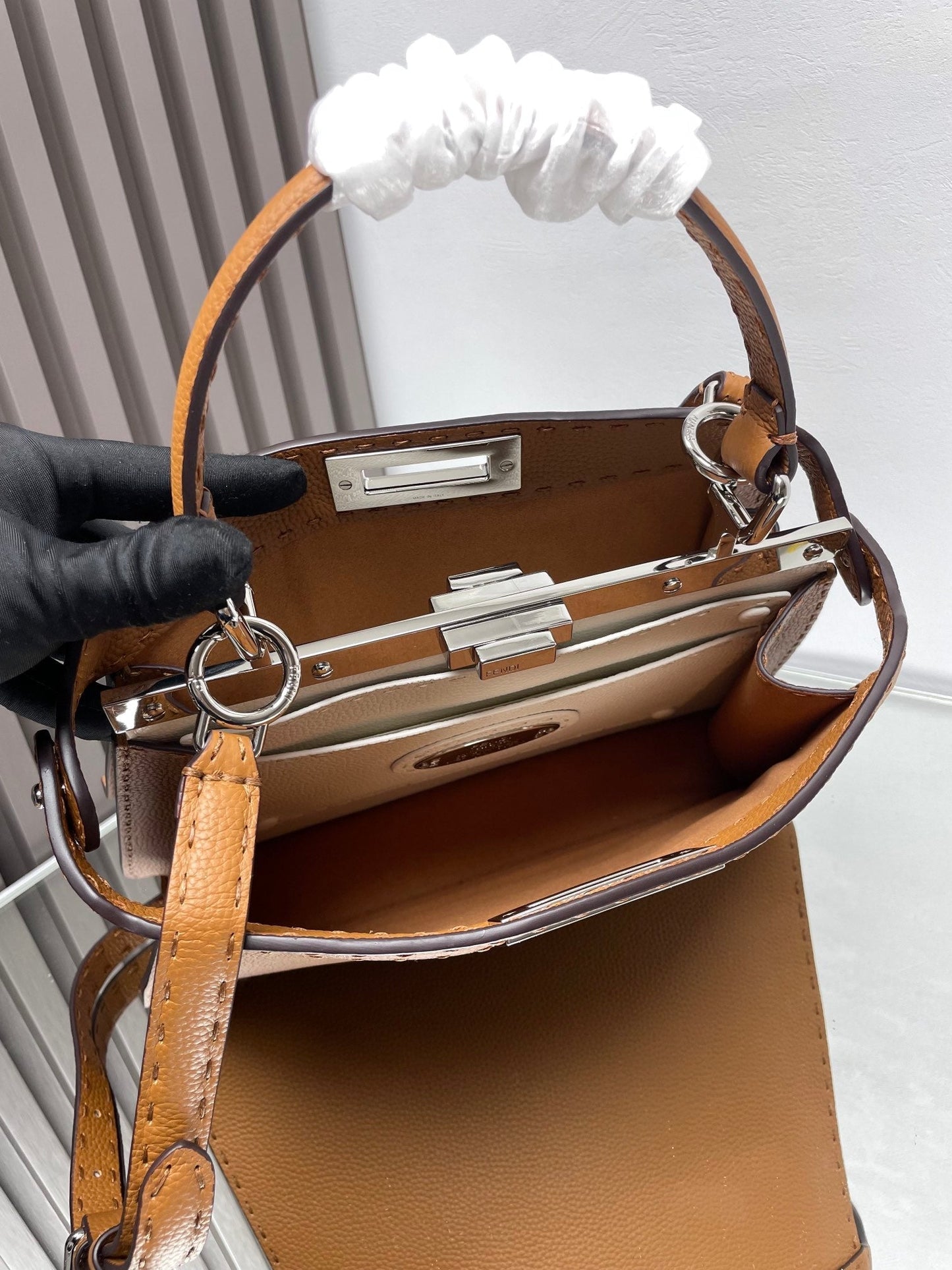 PEEKABOO MEDIUM 33 BROWN CALFSKIN SILVER HARDWARE mysite
