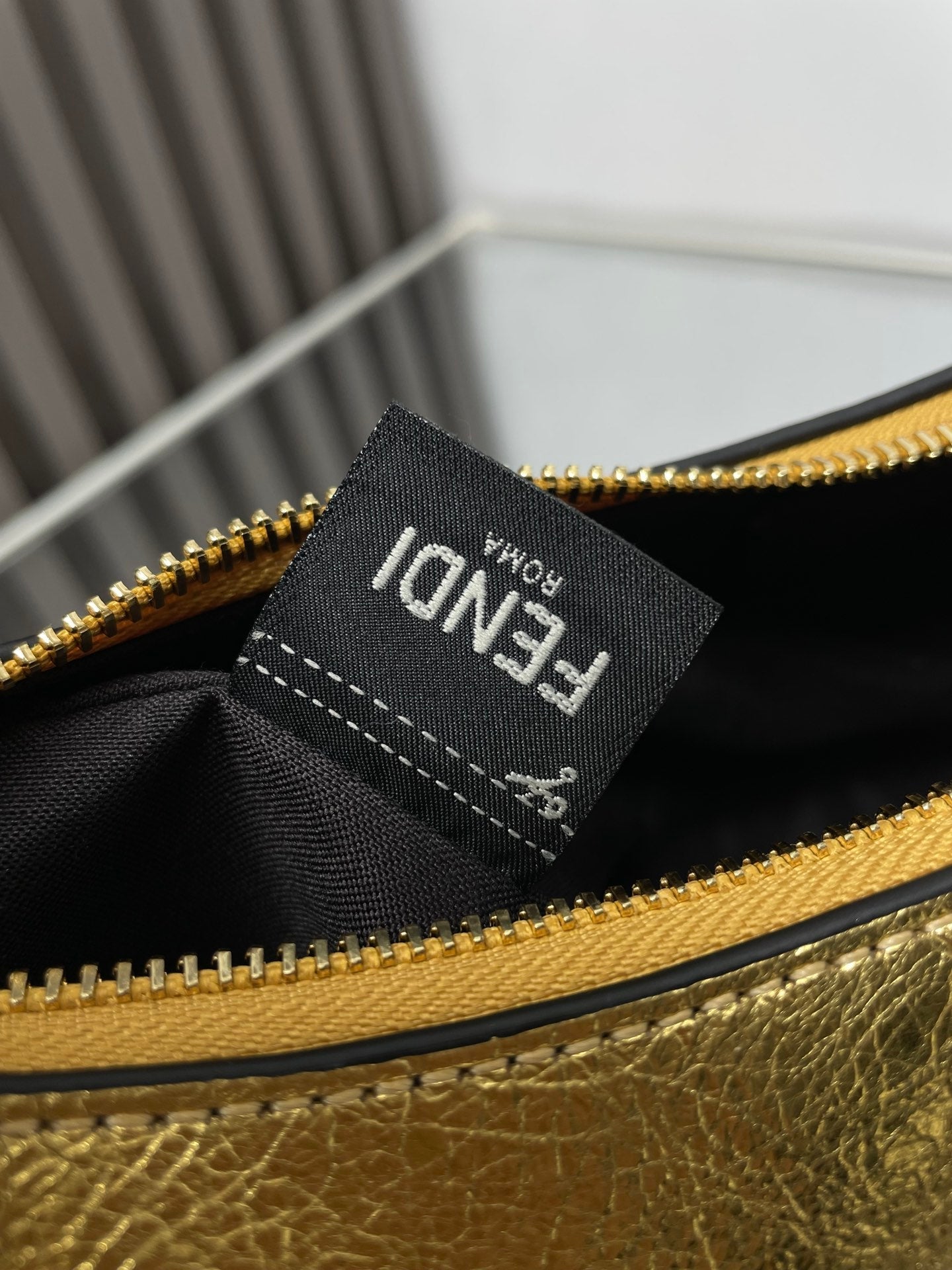 FENDIGRAPHY MEDIUM 29 IN GOLD METALLIC SMOOTH LAMBSKIN GOLD HARDWARE mysite