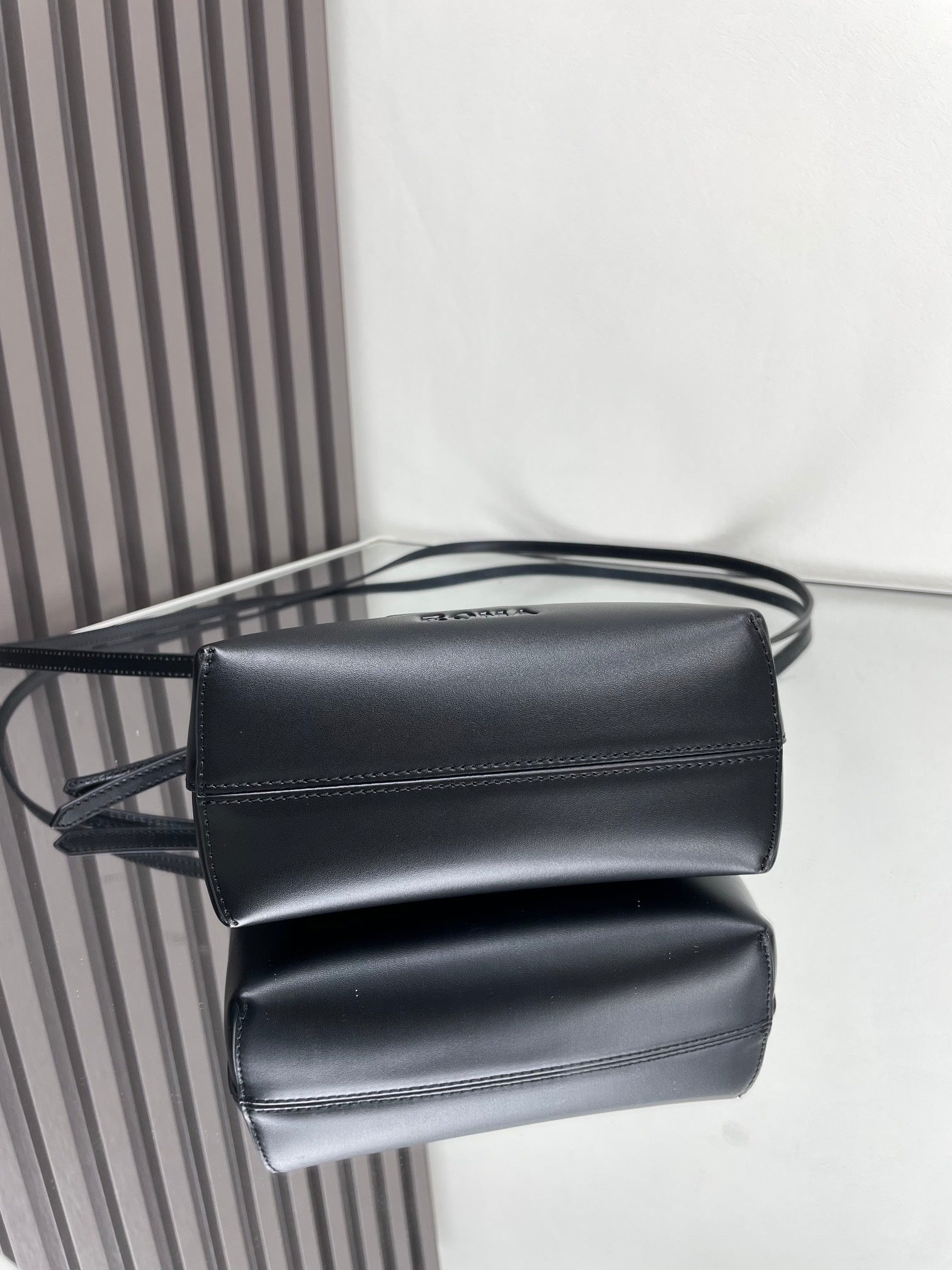 BY THE WAY MINI 18 IN BLACK EMBOSSED CALFSKIN GOLD HARDWARE mysite