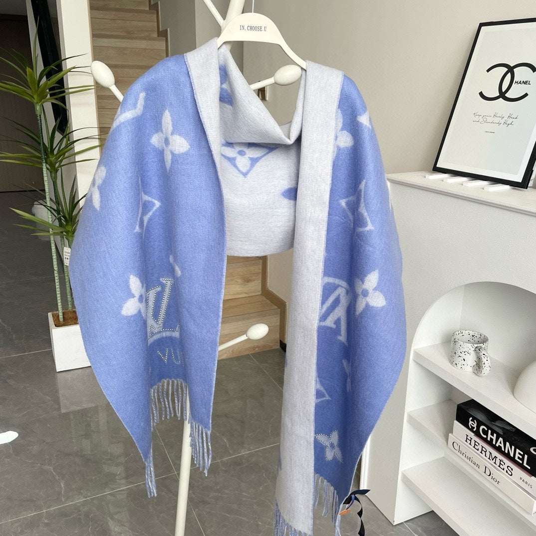 MONOGRAM FLOWERS SCARF 170 CM IN ELECTRIC BLUE CASHMERE 390976 mysite