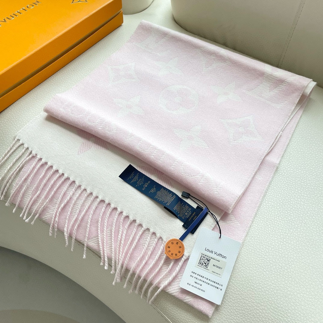 ESSENTIAL SCARF 186 CM IN LIGHT PINK WOOL 399778 mysite