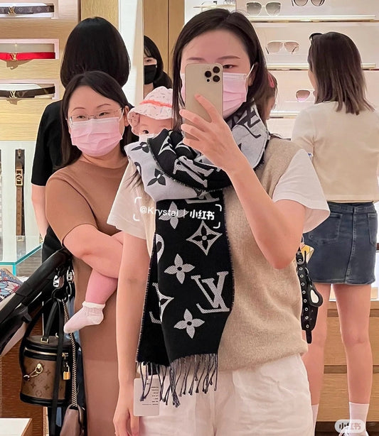 ESSENTIAL SCARF 186 CM IN BLACK WOOL 399773 mysite