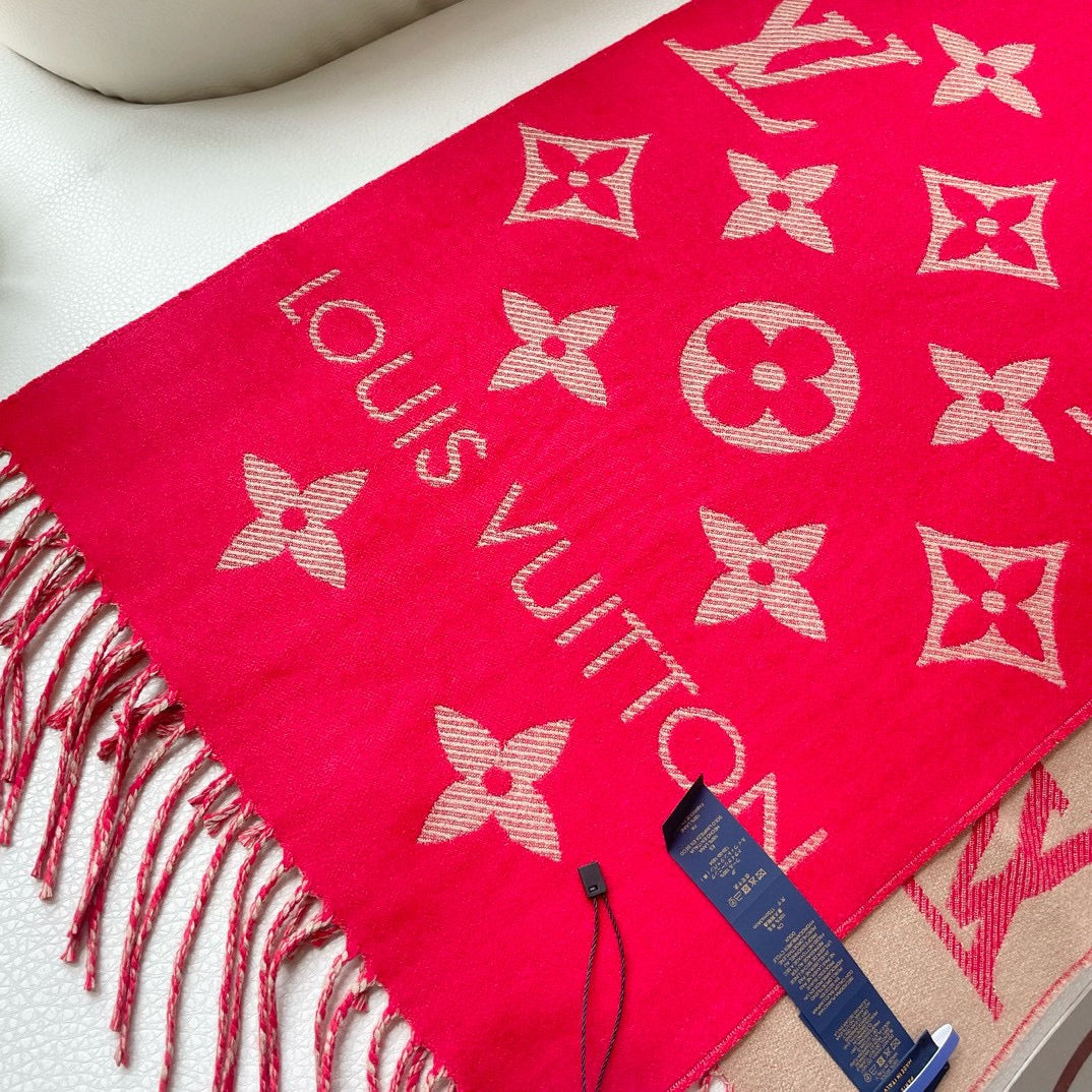 ESSENTIAL SCARF 186 CM IN CHERRY RED WOOL 399772 mysite