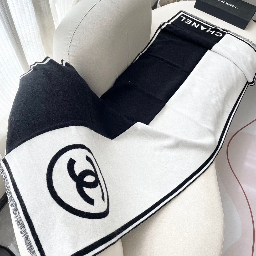 CC Scarf 195 CM White Mix Black Cashmere And Wool 418442 mysite