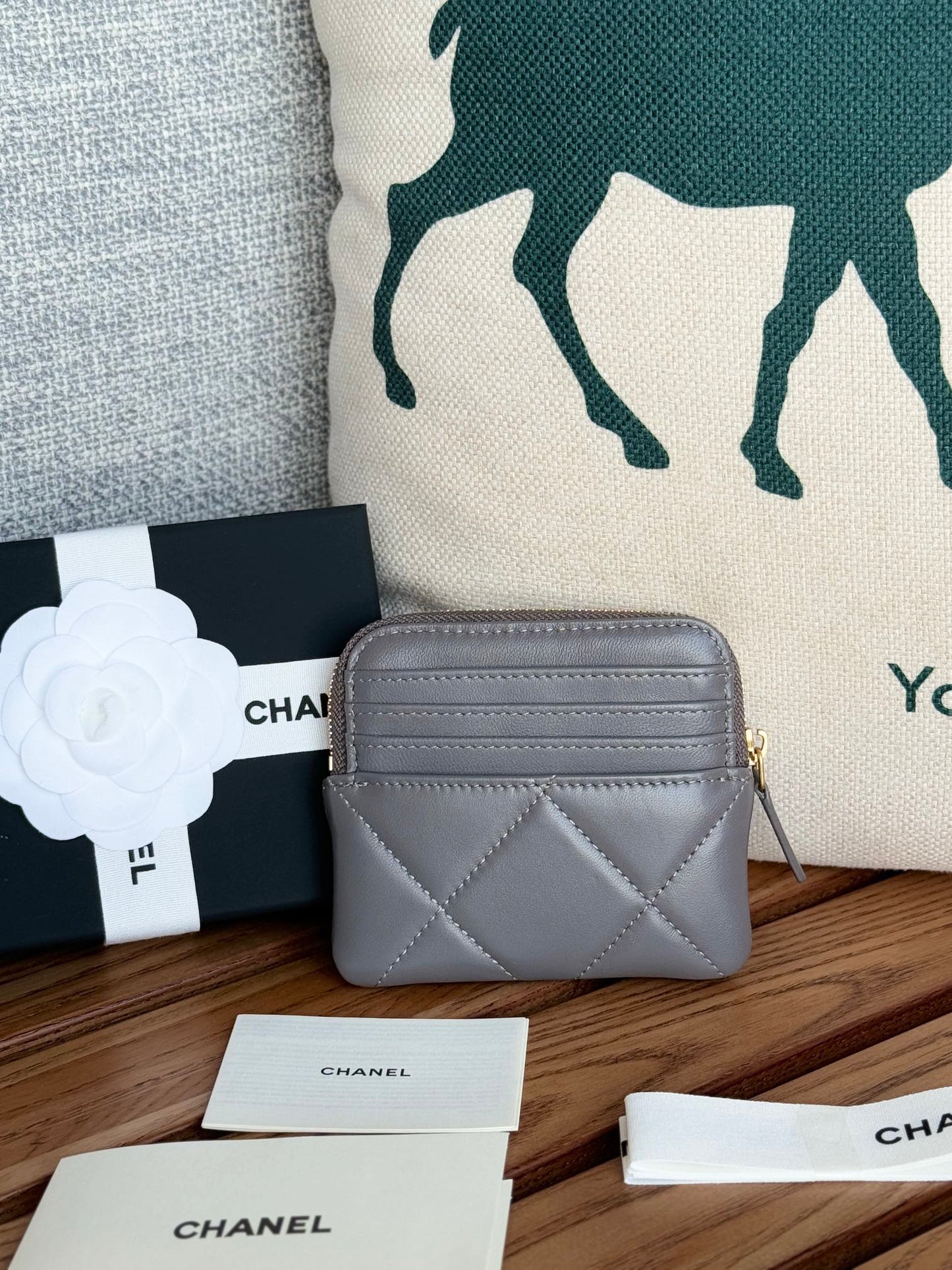 cc 19 zipped coin purse 11cm grey lambskin gold hardware mysite