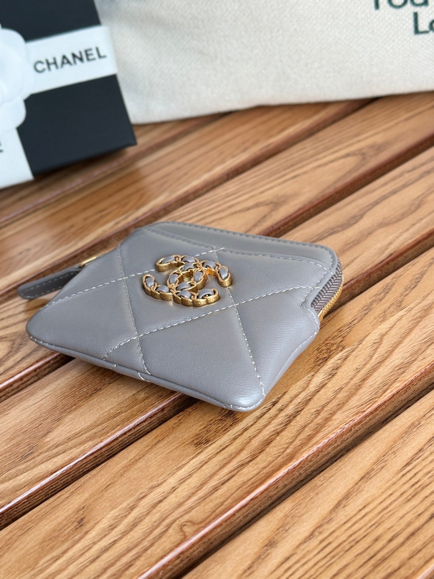 cc 19 zipped coin purse 11cm grey lambskin gold hardware mysite