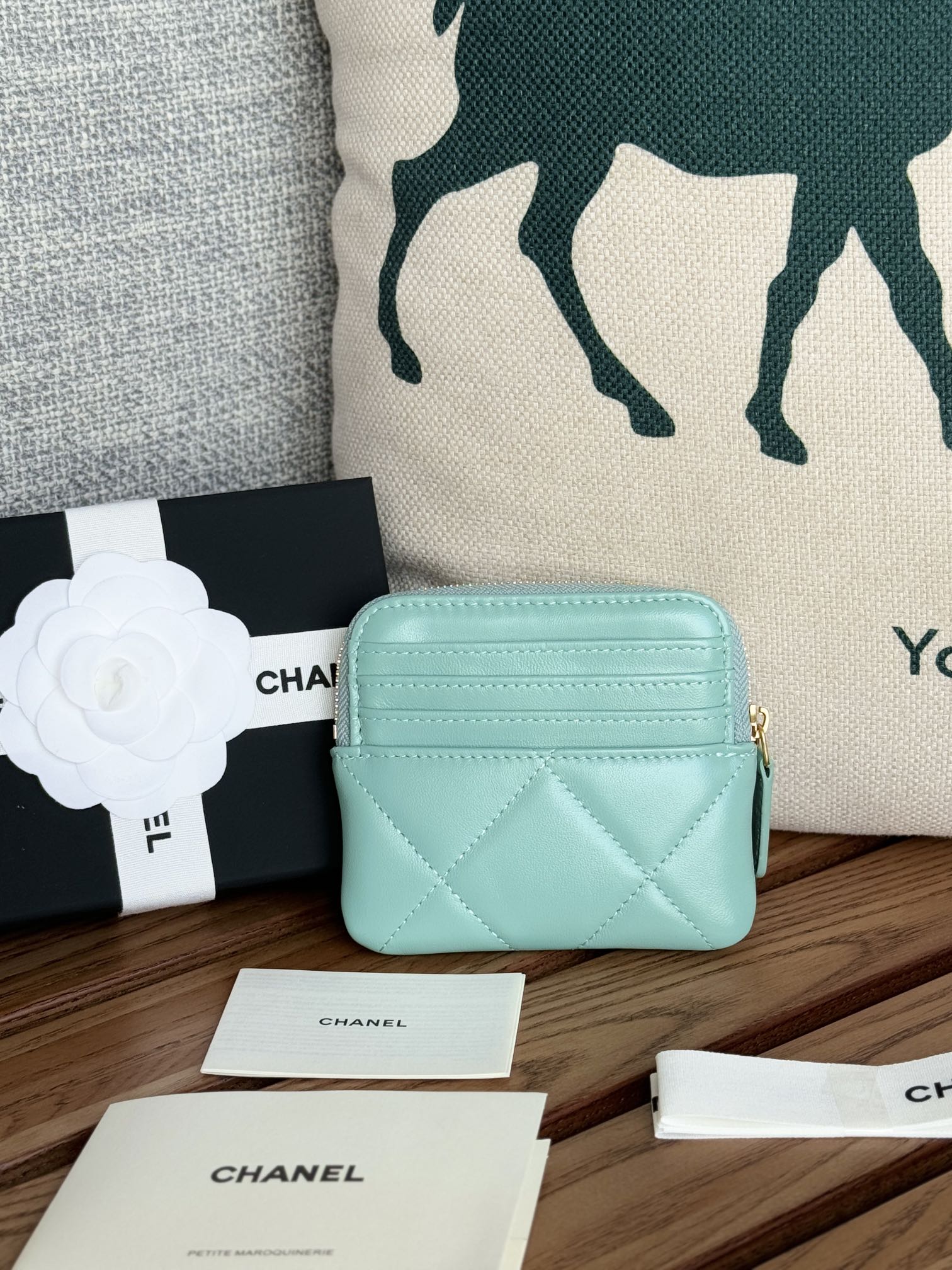 cc 19 zipped coin purse 11cm turquoise blue lambskin gold hardware mysite