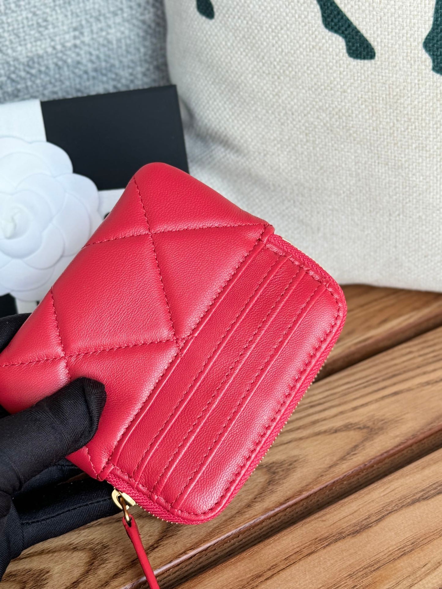 cc 19 zipped coin purse 11cm black lambskin gold hardware mysite