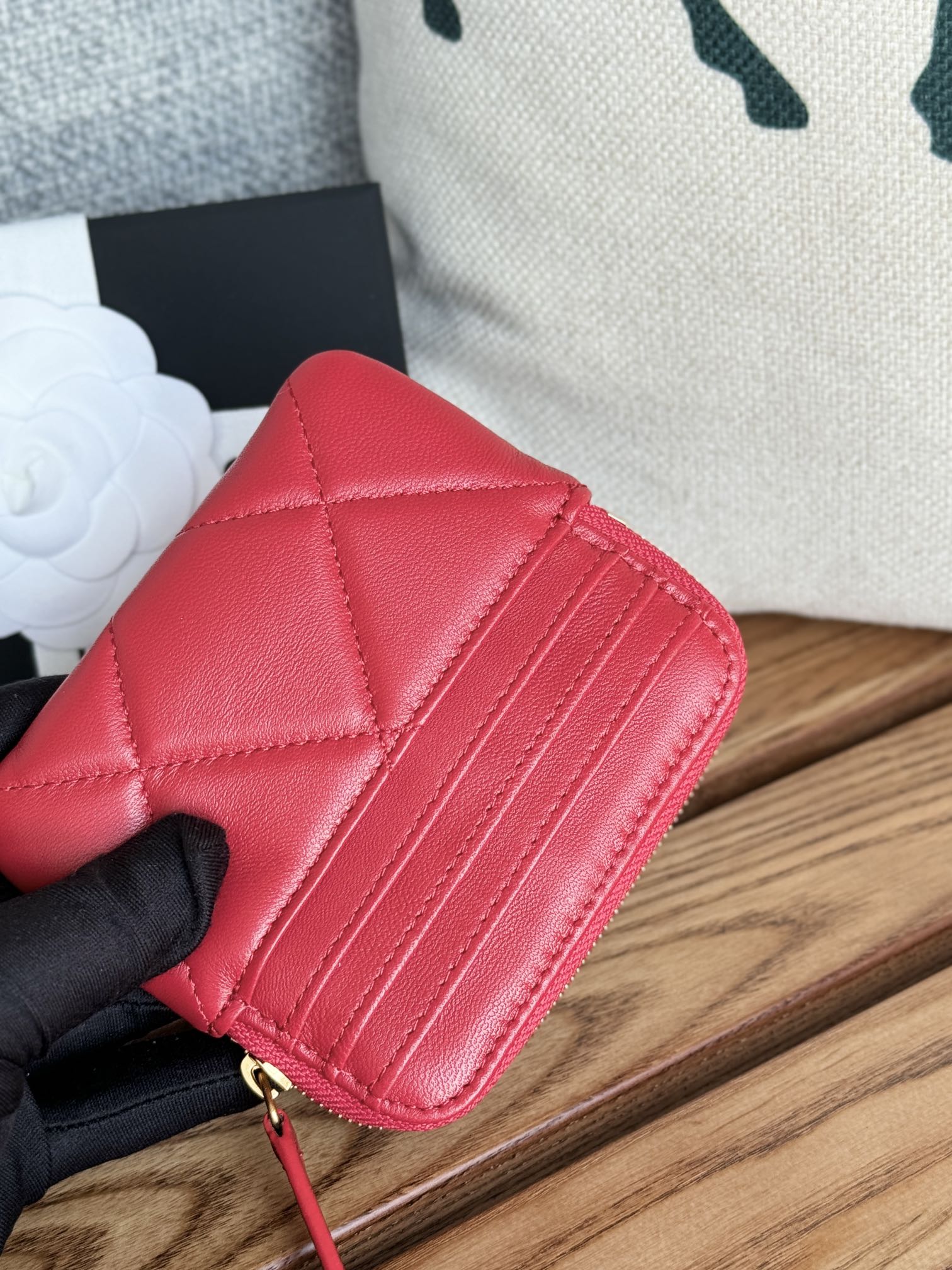 cc 19 zipped coin purse 11cm black lambskin gold hardware mysite