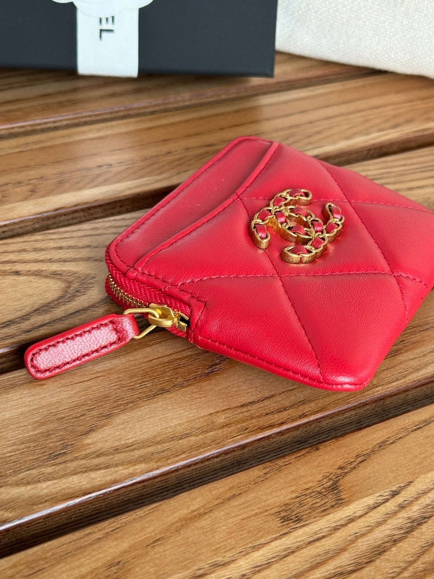 cc 19 zipped coin purse 11cm black lambskin gold hardware mysite