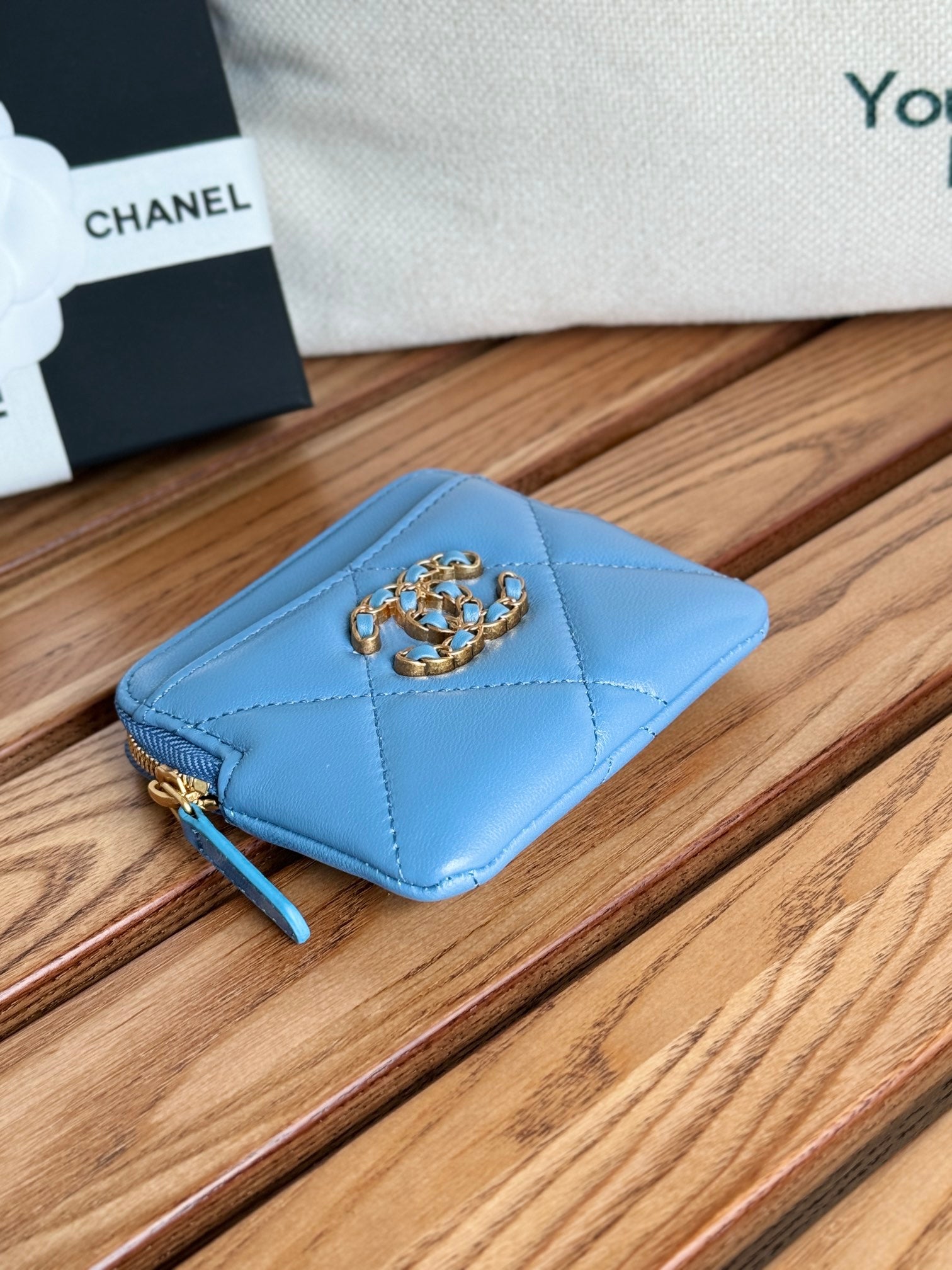 cc 19 zipped coin purse 11cm blue lambskin gold hardware mysite
