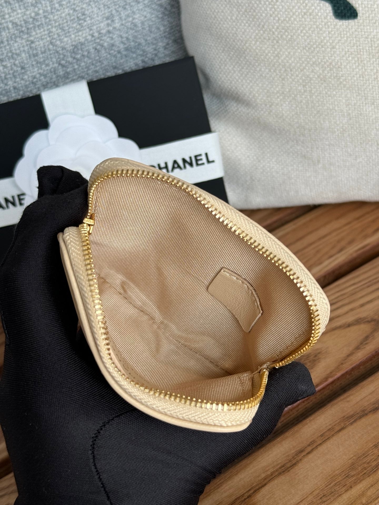 cc 19 zipped coin purse 11cm cream lambskin gold hardware mysite