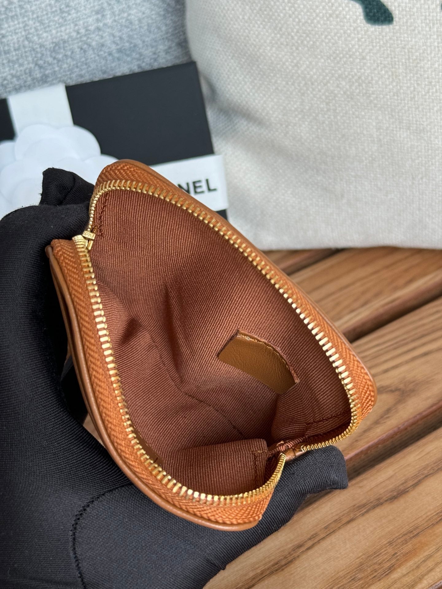 cc 19 zipped coin purse 11cm brown lambskin gold hardware mysite