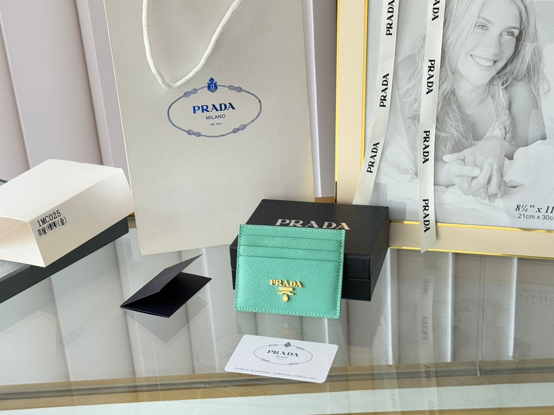 PRA 10 CARD HOLDER IN SEAFOAM GREEN CALFSKIN mysite