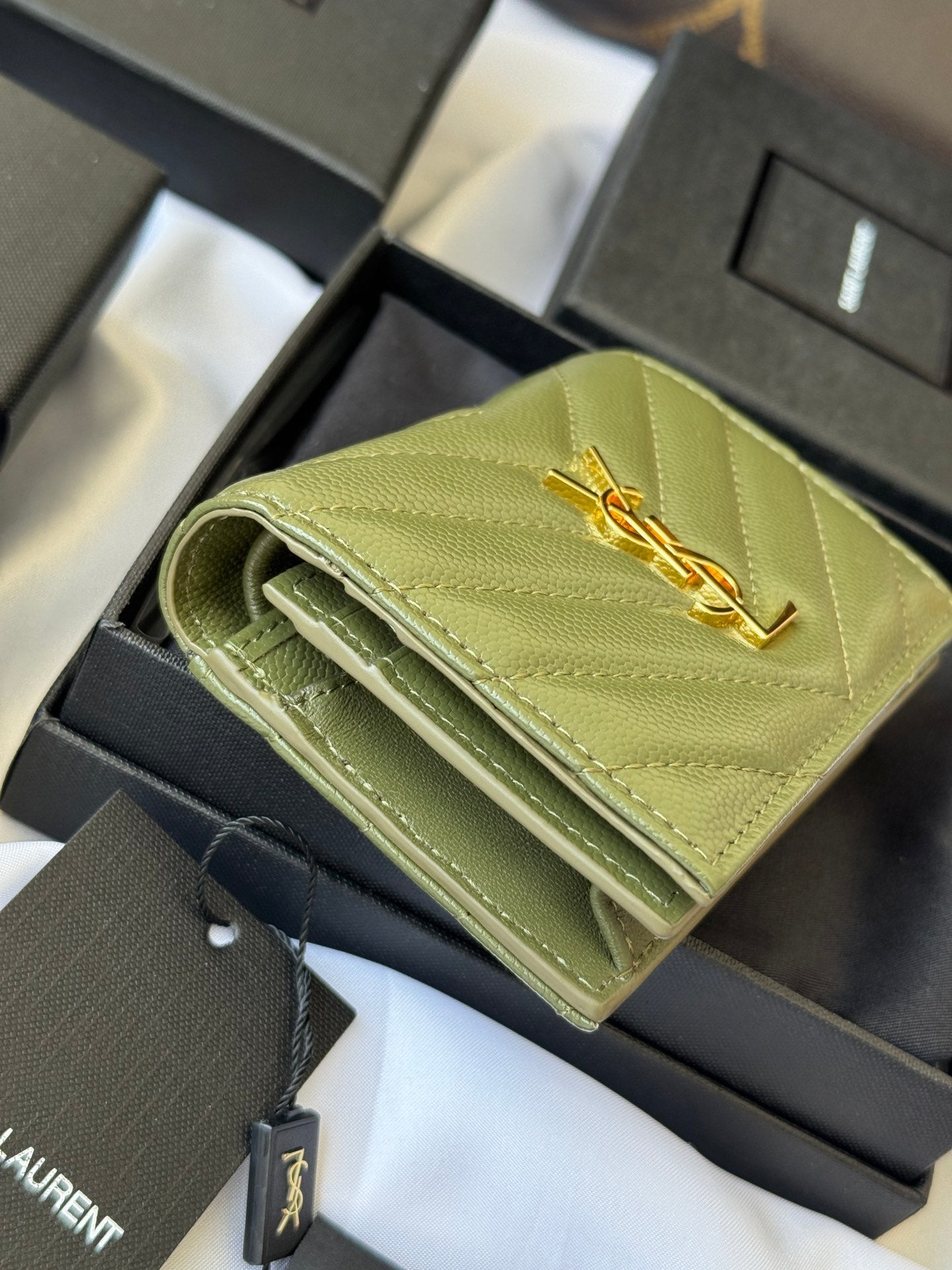 YSL Wallet Green Gold Cowhide 240588 mysite