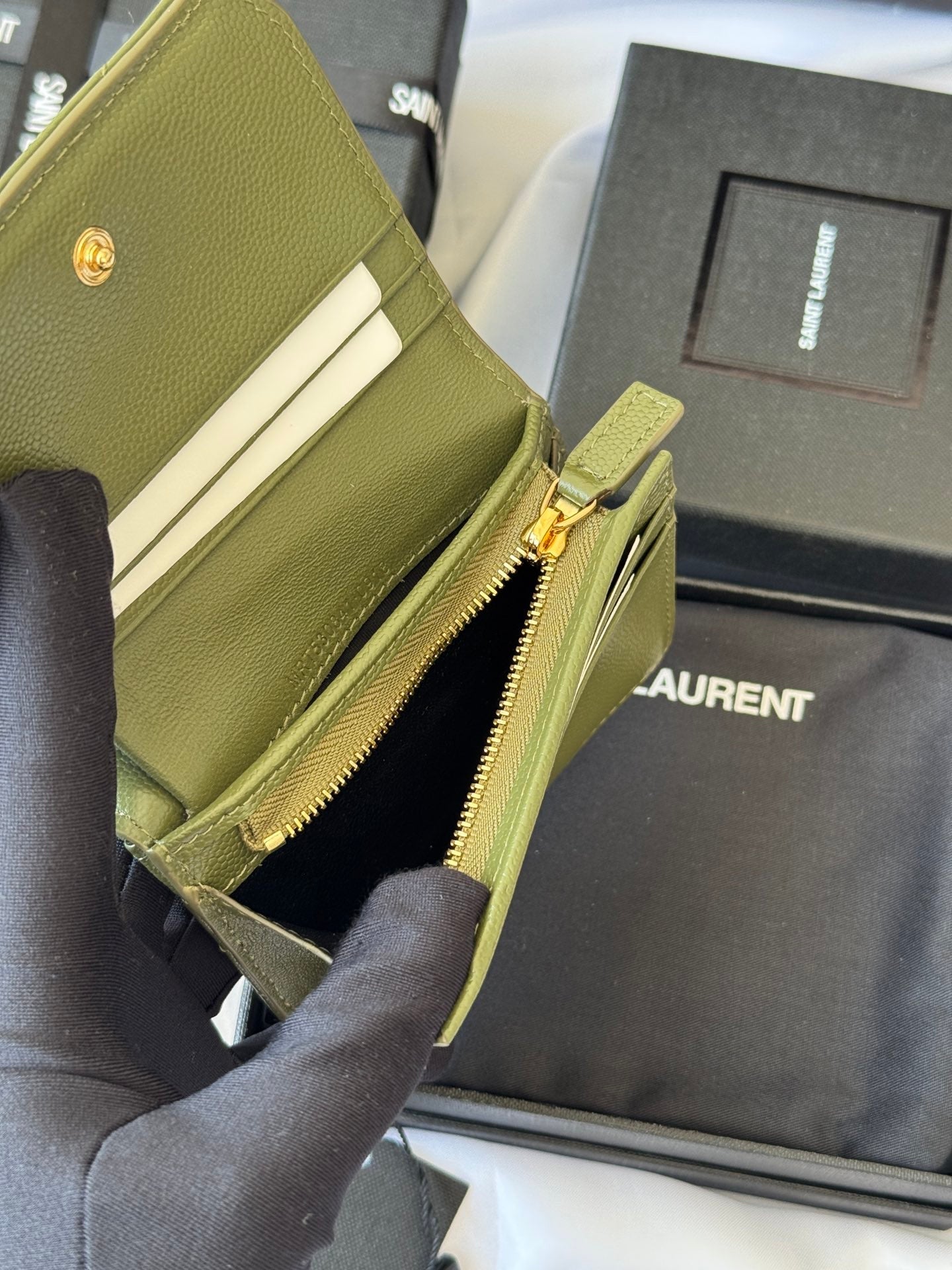 YSL Wallet Green Gold Cowhide 240588 mysite