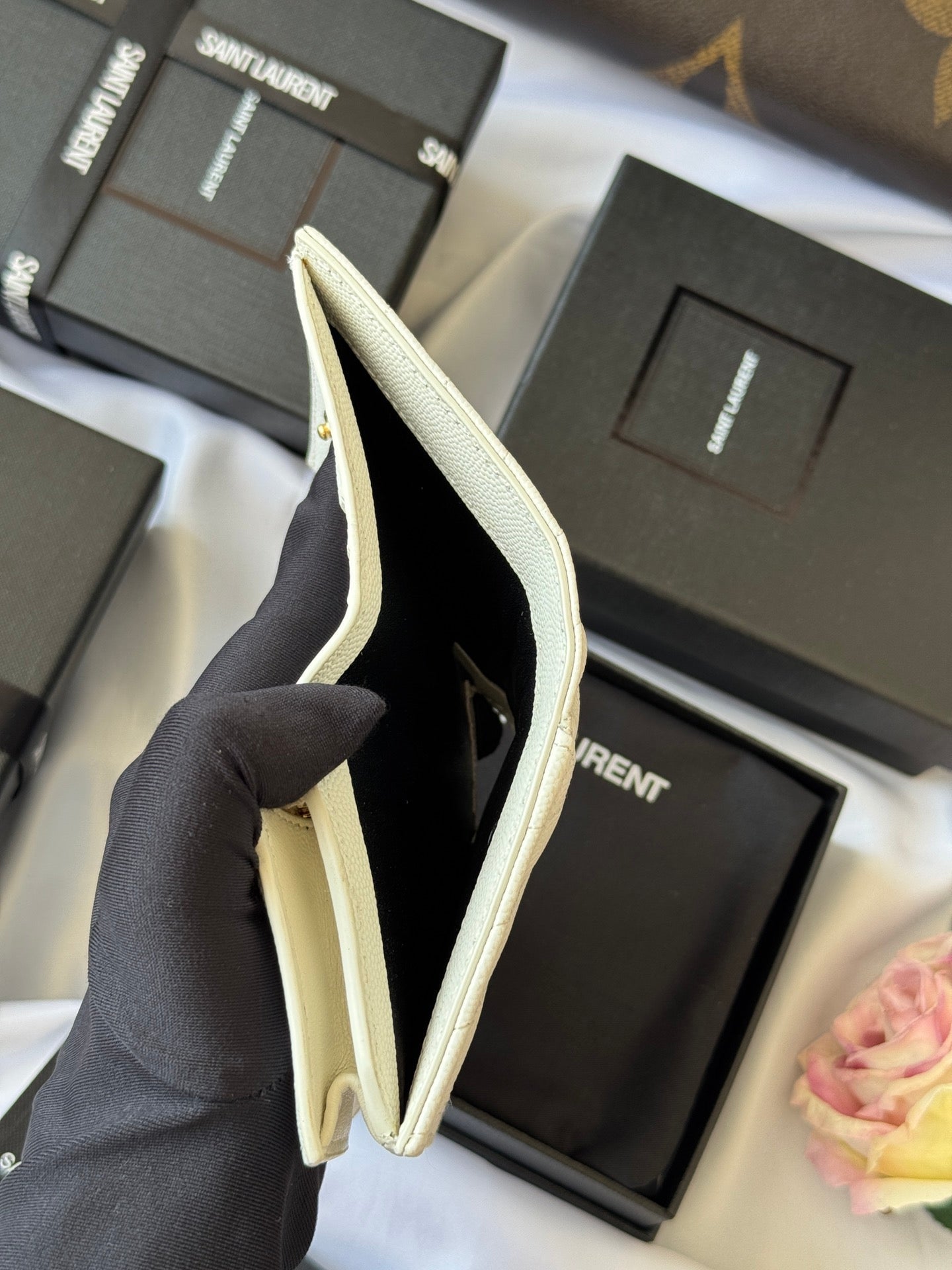 YSL Wallet White Gold Cowhide 240578 mysite