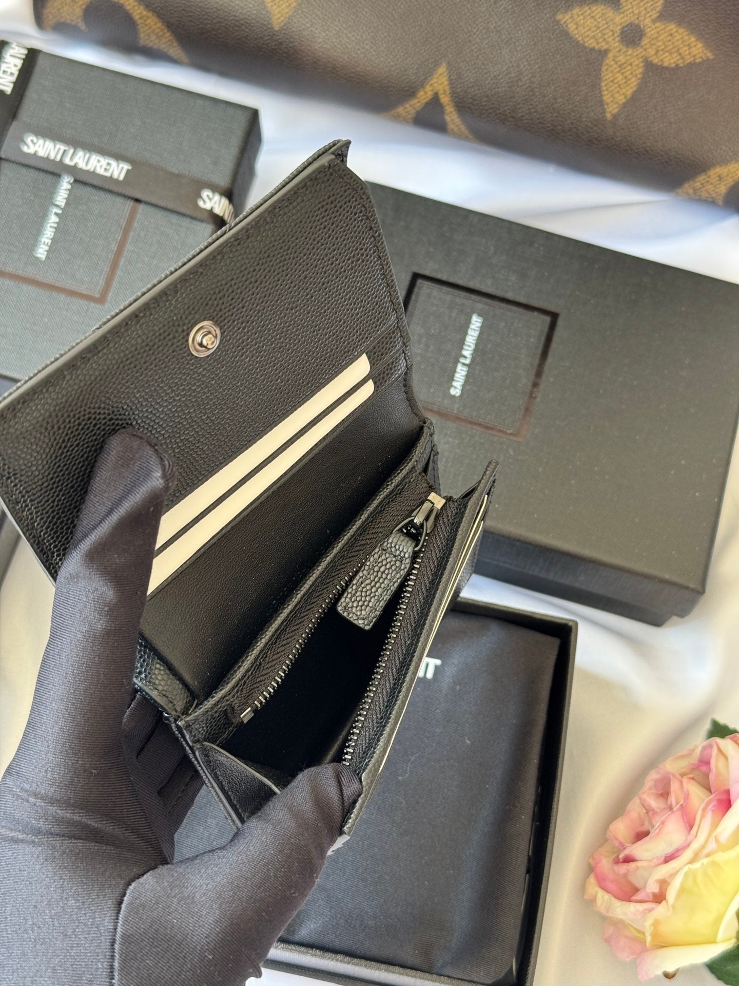 YSL Wallet Black Cowhide 240570 mysite