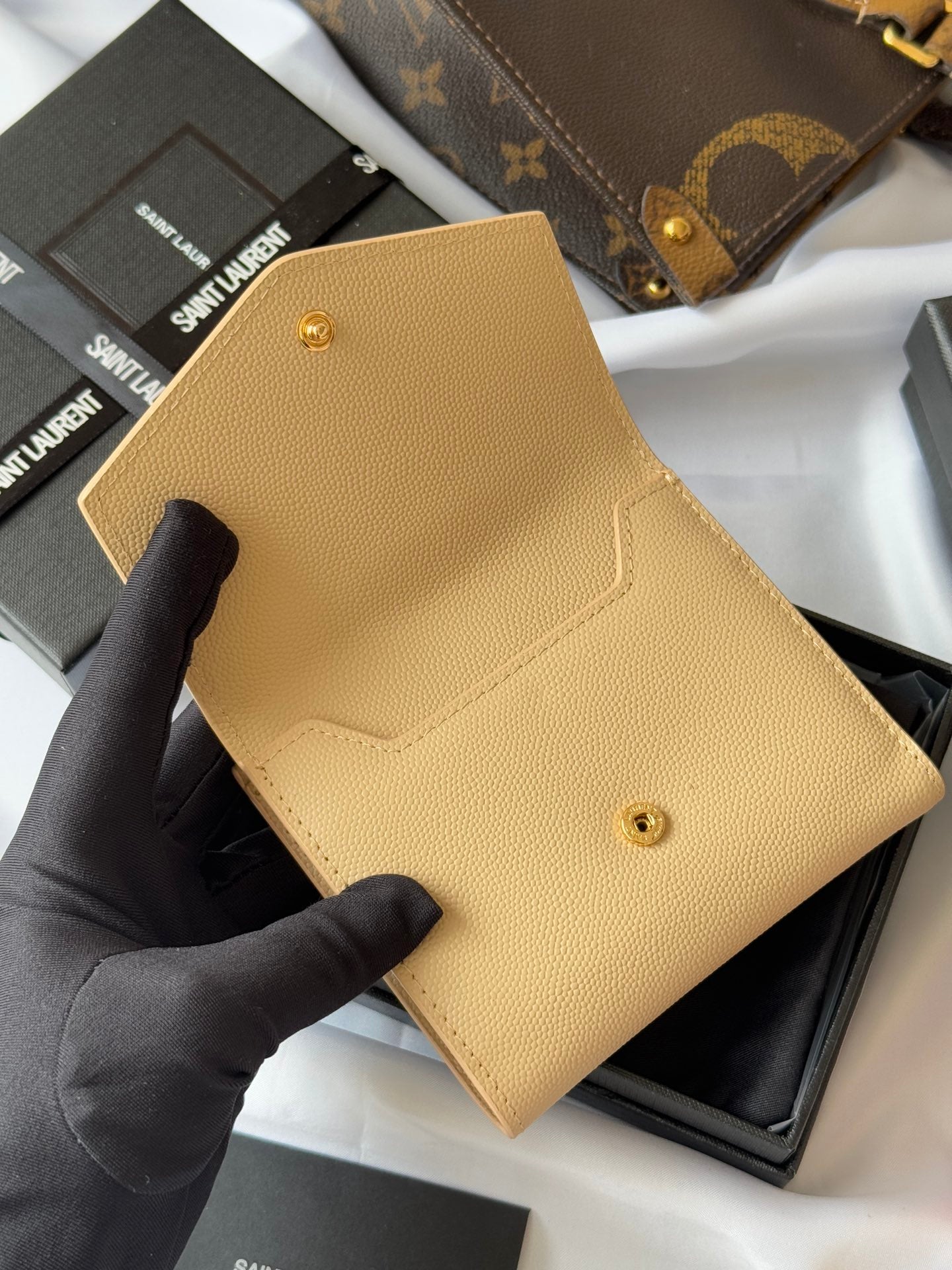 YSL Tri-fold Wallet Beige Gold Cowhide 242756 mysite