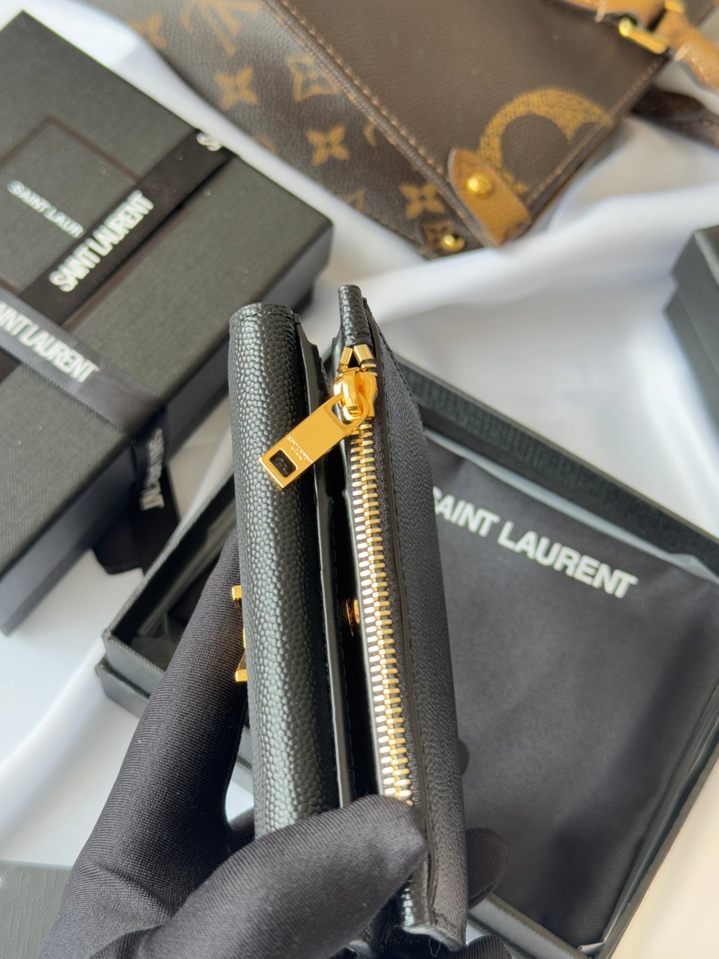 YSL Tri-fold Wallet Black Gold Cowhide 242754 mysite