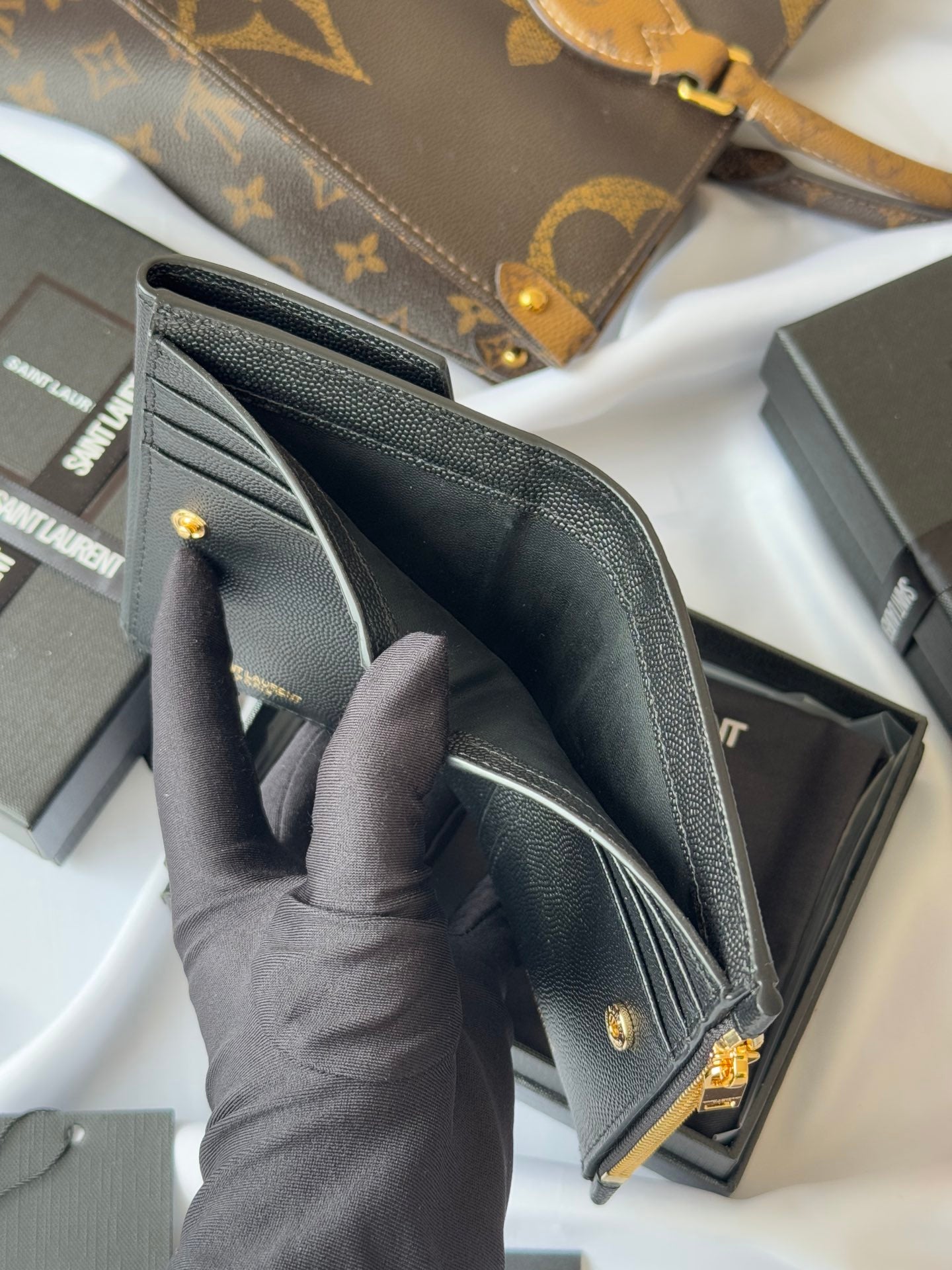 YSL Tri-fold Wallet Black Gold Cowhide 242754 mysite