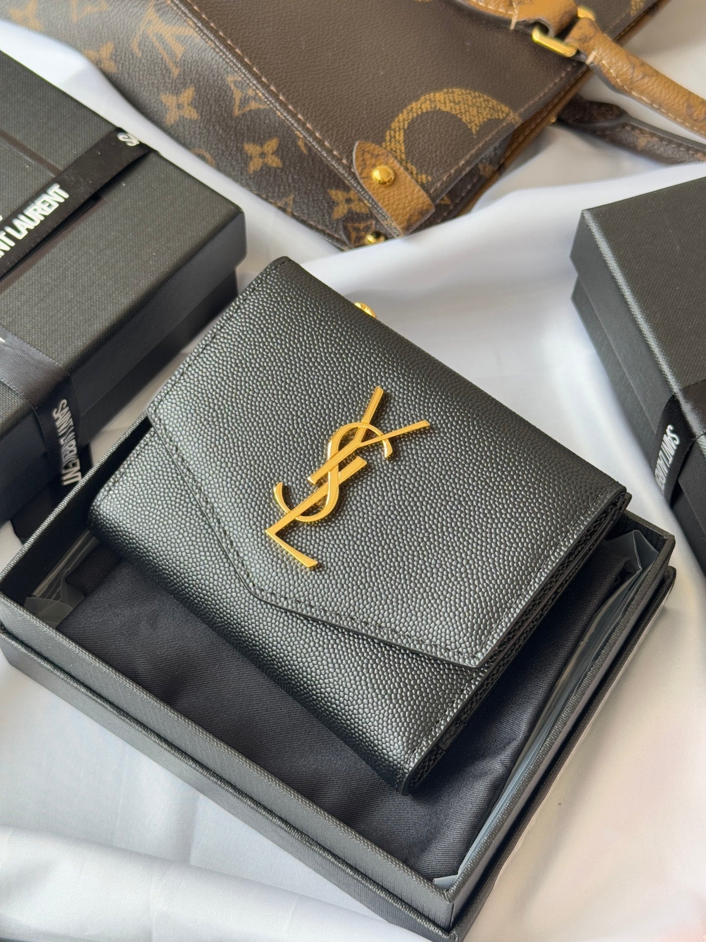 YSL Tri-fold Wallet Black Gold Cowhide 242754 mysite