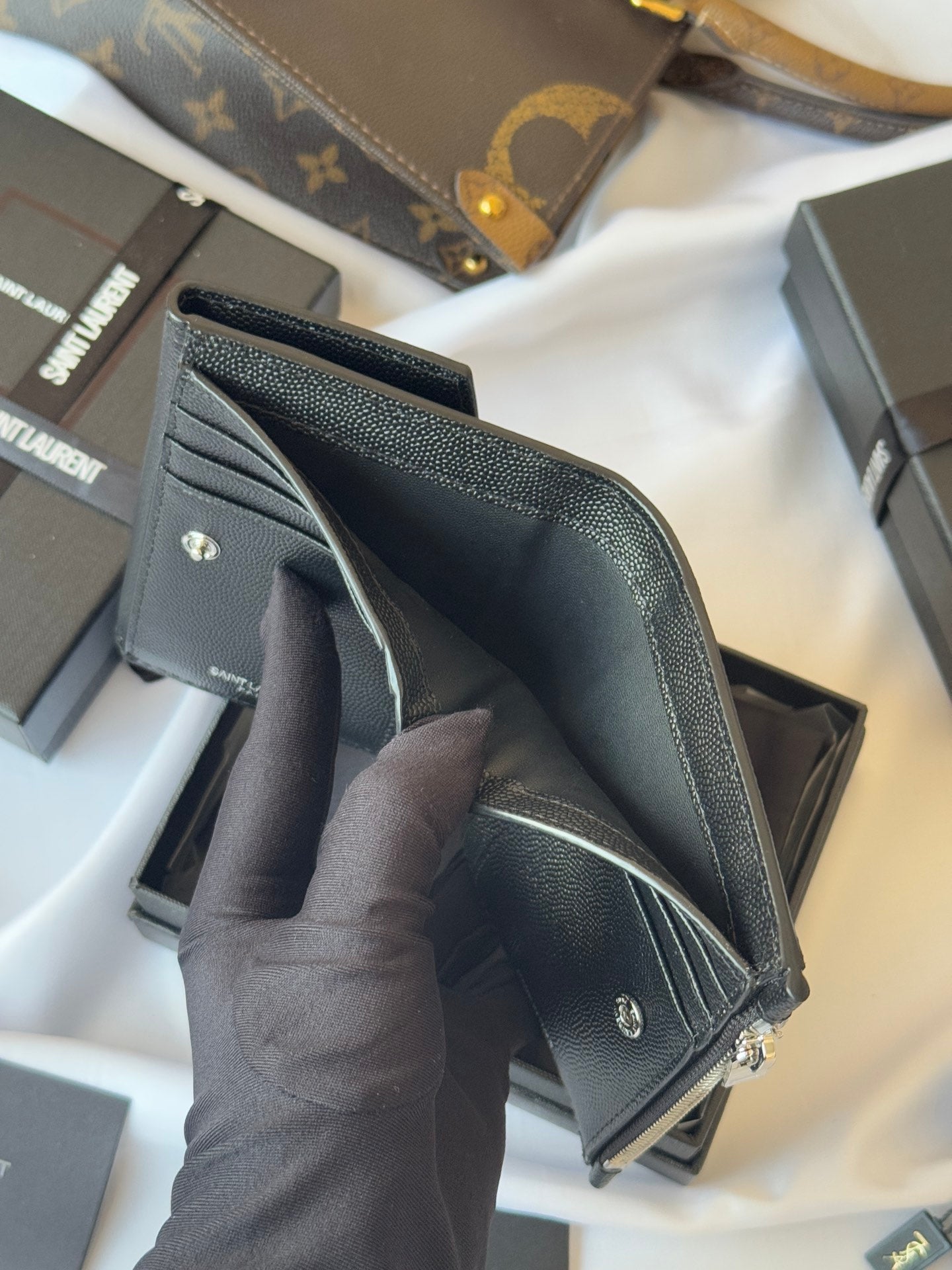 YSL Tri-fold Wallet Black Silver Cowhide 242758 mysite