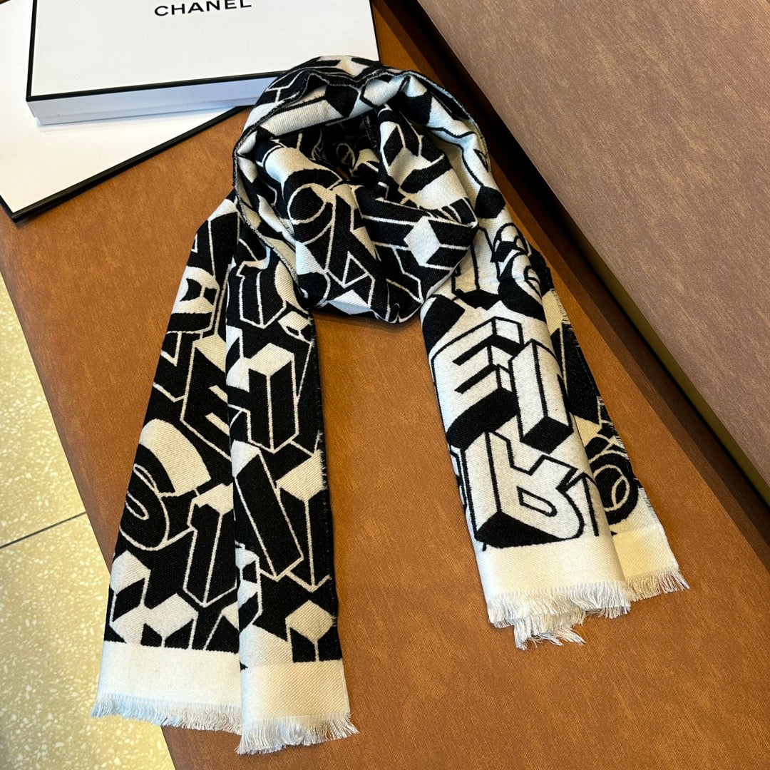 LETTER LOGO 178 CM SCARF IN BLACK MIX WHITE SHEEP WOOL AND SILK  393103 mysite