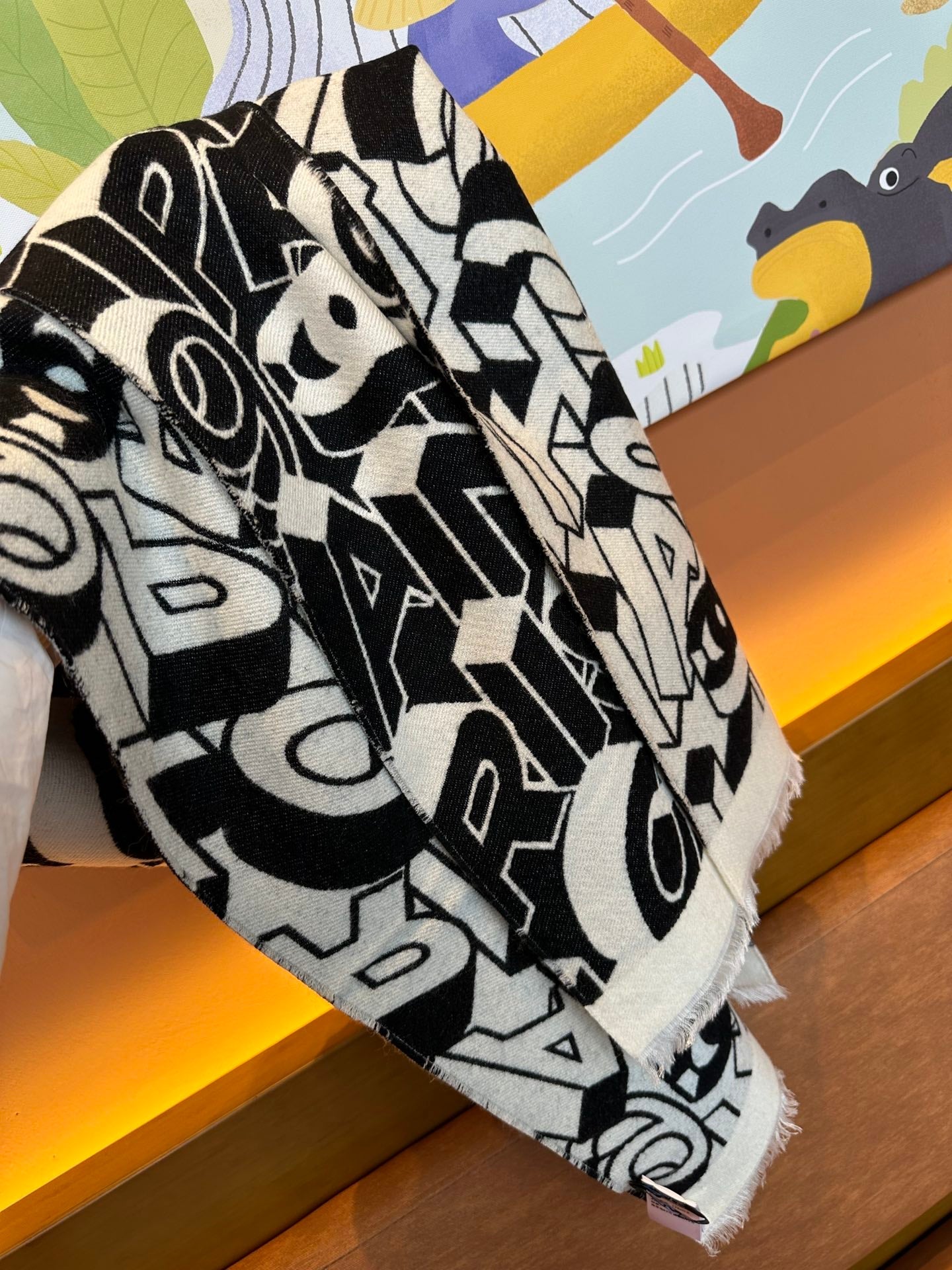 LETTER LOGO 178 CM SCARF IN BLACK MIX WHITE SHEEP WOOL AND SILK  393103 mysite