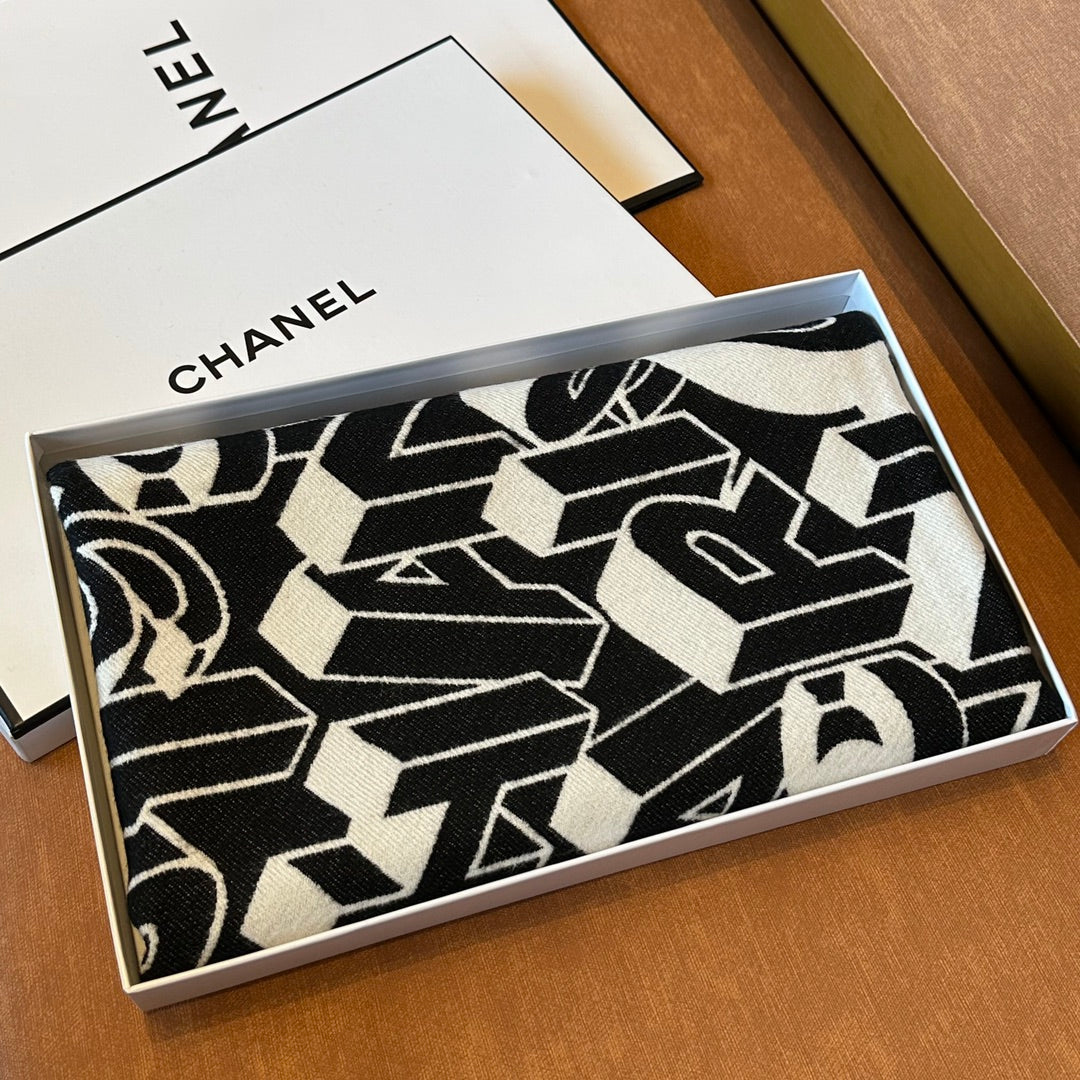 LETTER LOGO 178 CM SCARF IN BLACK MIX WHITE SHEEP WOOL AND SILK  393103 mysite