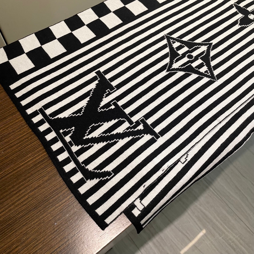 GRAPHICAL 180 CM SCARF IN WHITE MIX BLACK CASHMERE 388201 mysite