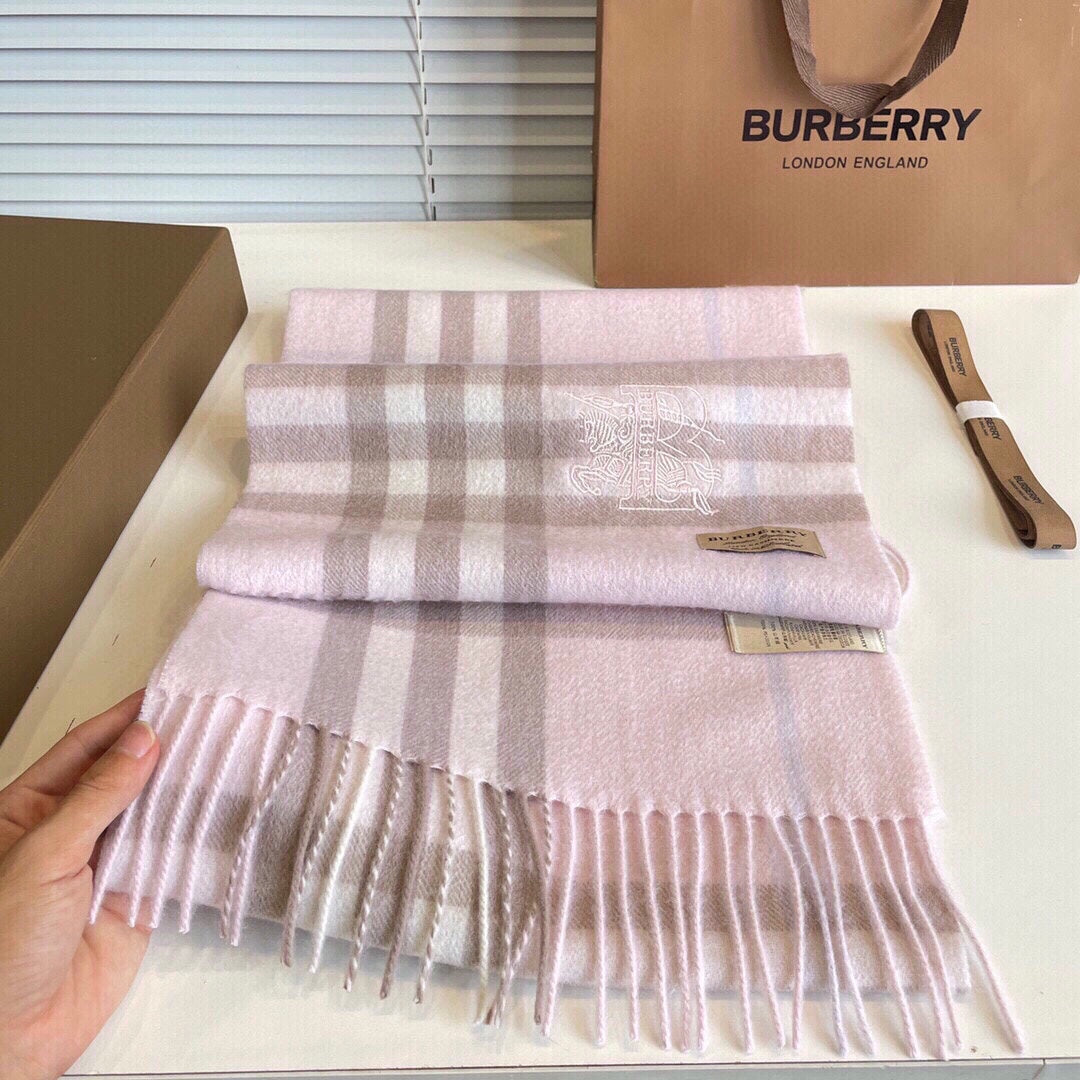 CLASSIC CHECK SCARF 180 CM IN PASTEL PINK CASHMERE 394770 mysite